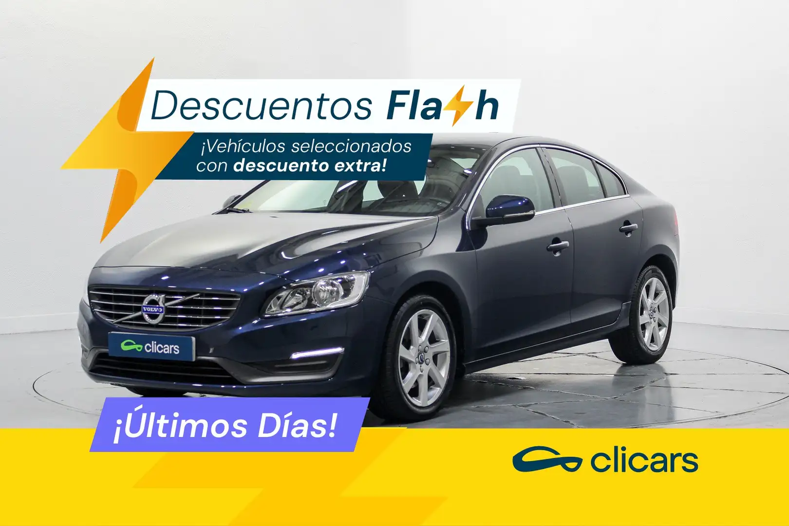 Volvo S60 D2 Momentum Blauw - 1