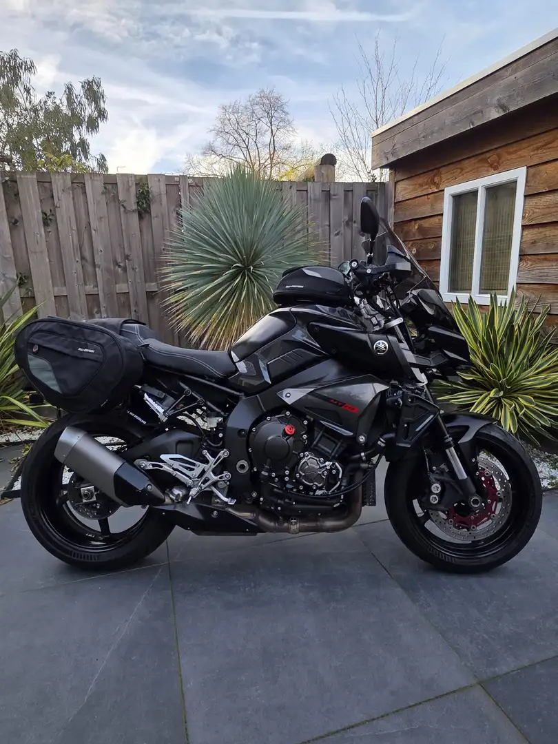 Yamaha MT-10 Tour Upgrade Zwart - 1