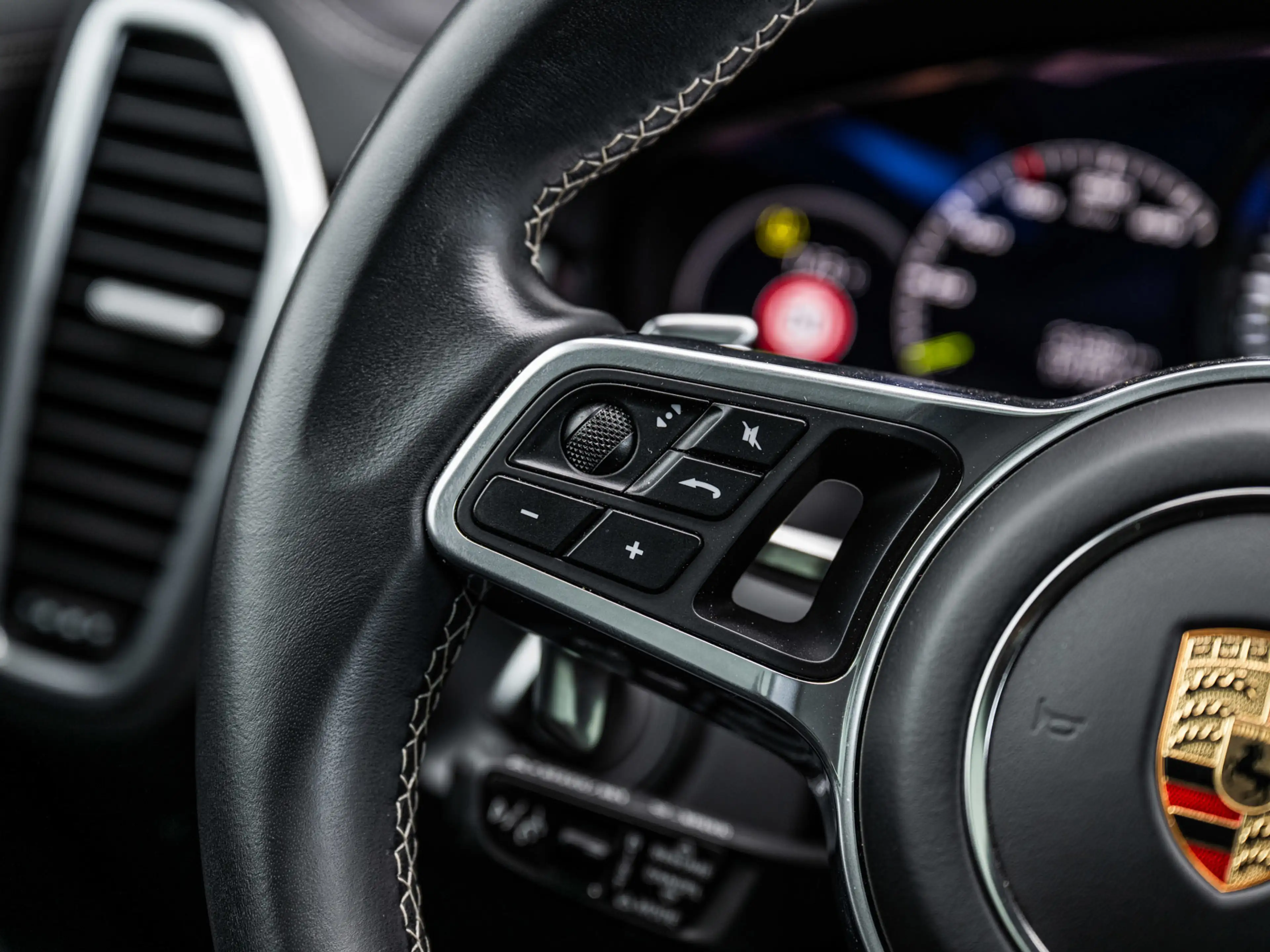 Porsche Cayenne Coupé 3.0 E-Hybrid | BTW | Carbon | 1e Eig | Deale — photo 14
