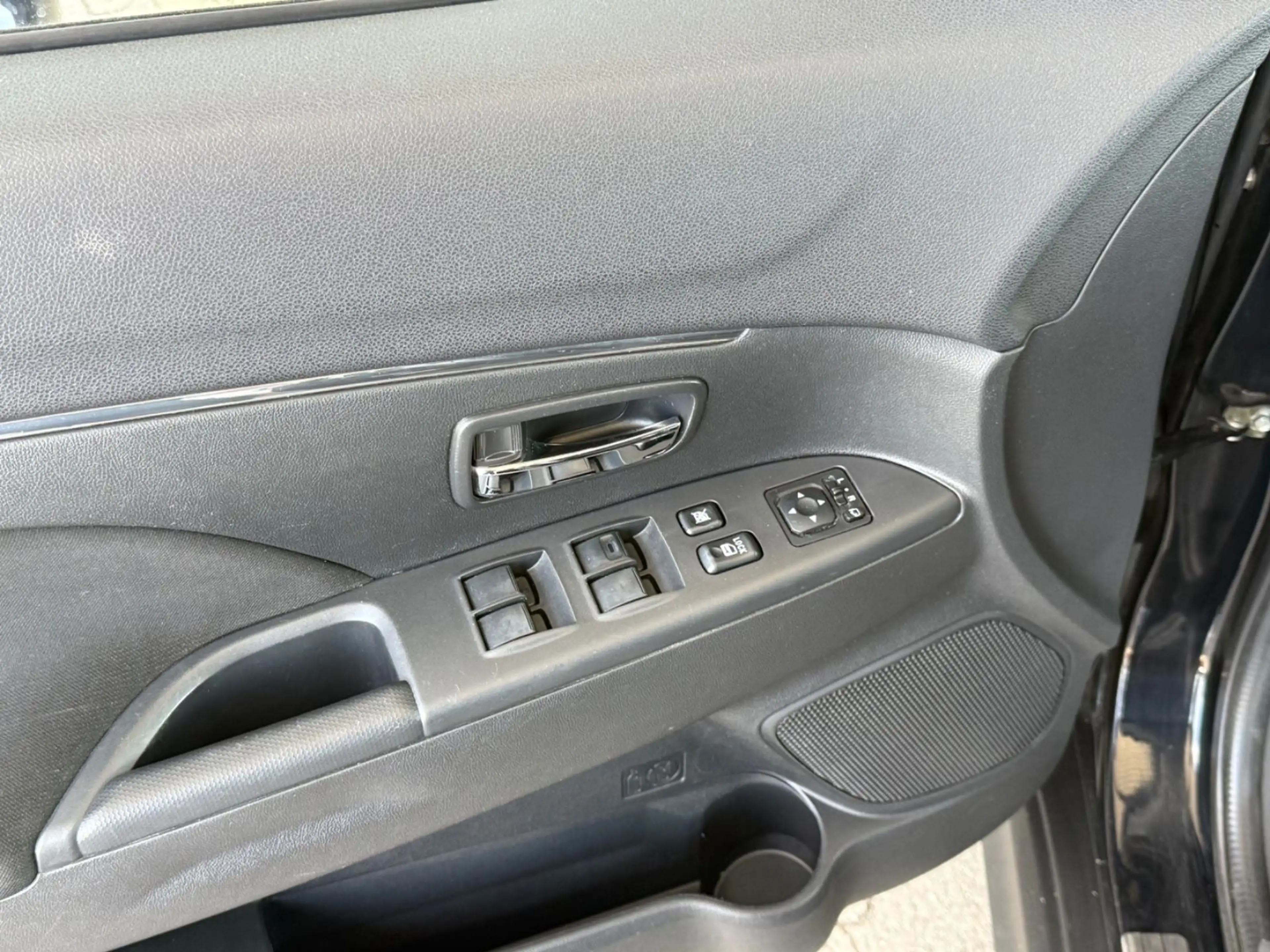Mitsubishi ASX 2.2 DI-D 4WD Automatik — photo 20