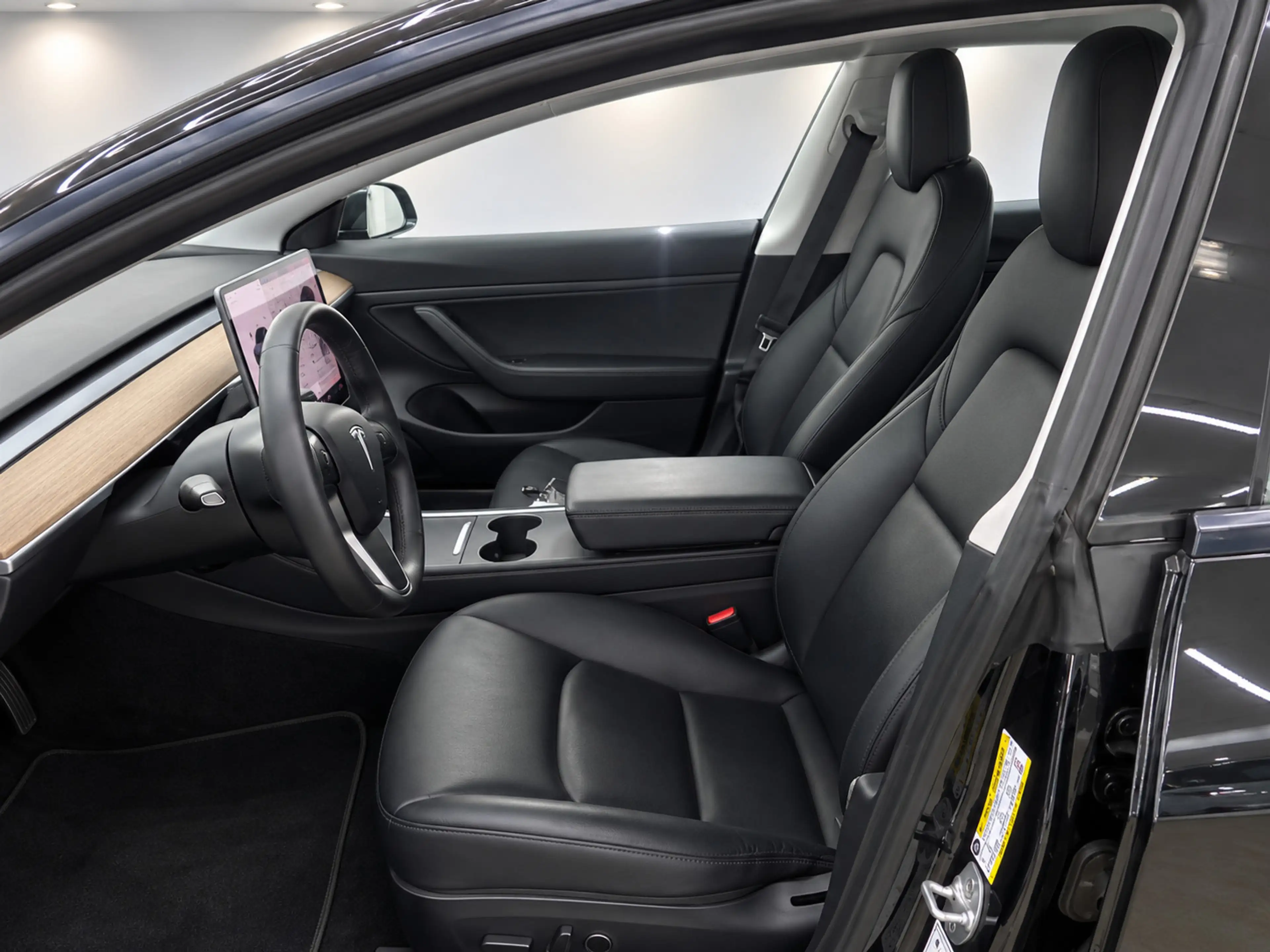 Tesla Model 3 Standard RWD Plus 60 kWh Trekhaak — photo 7