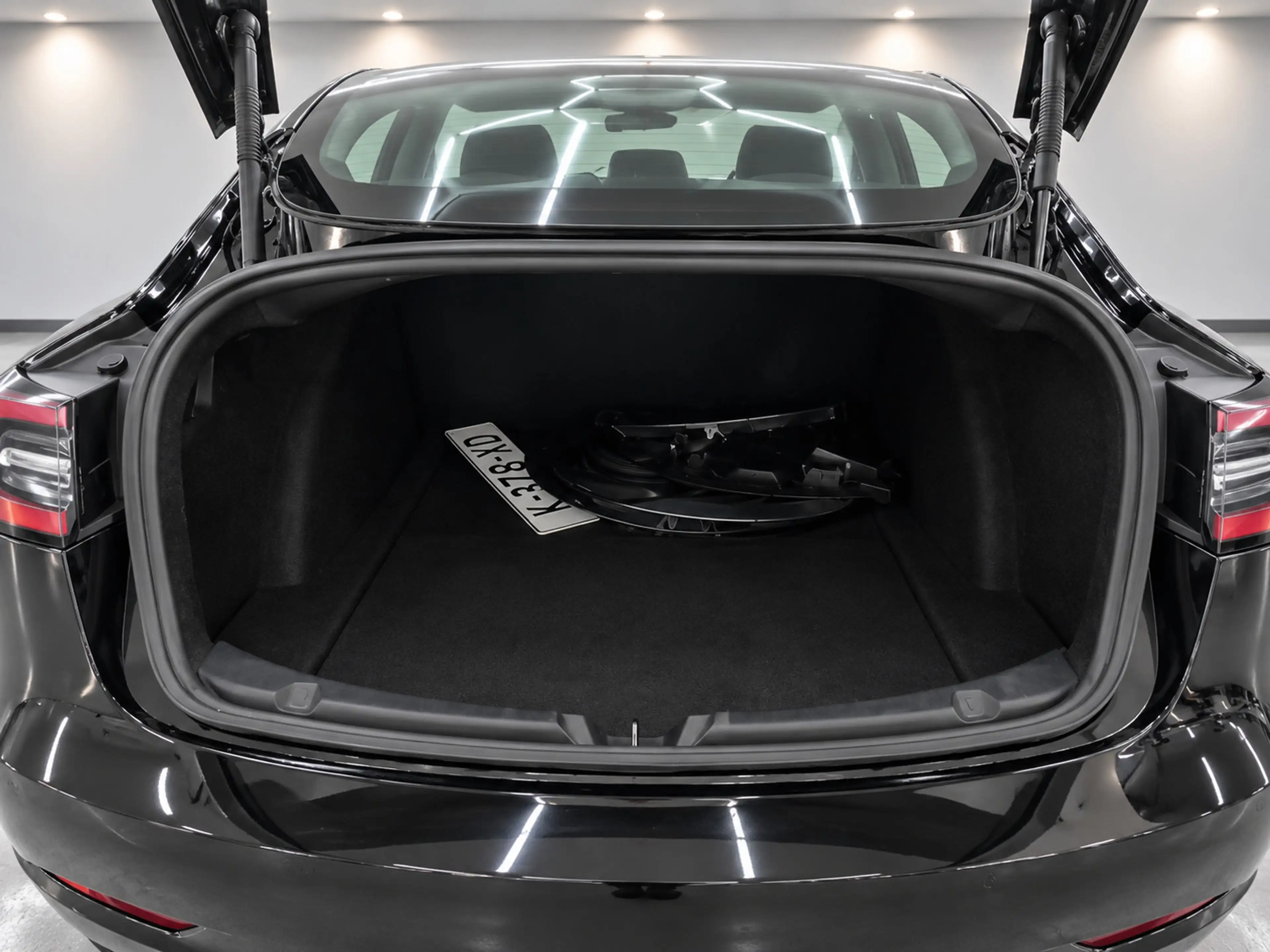 Tesla Model 3 Standard RWD Plus 60 kWh Trekhaak — photo 8