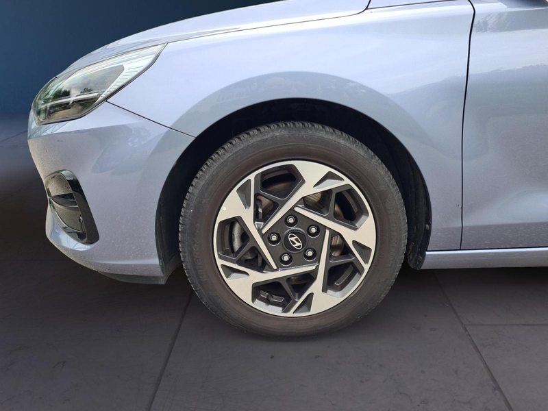 Hyundai i30 Kombi Advantage cw vAHK Navi LED DAB Kamera Win... — photo 7