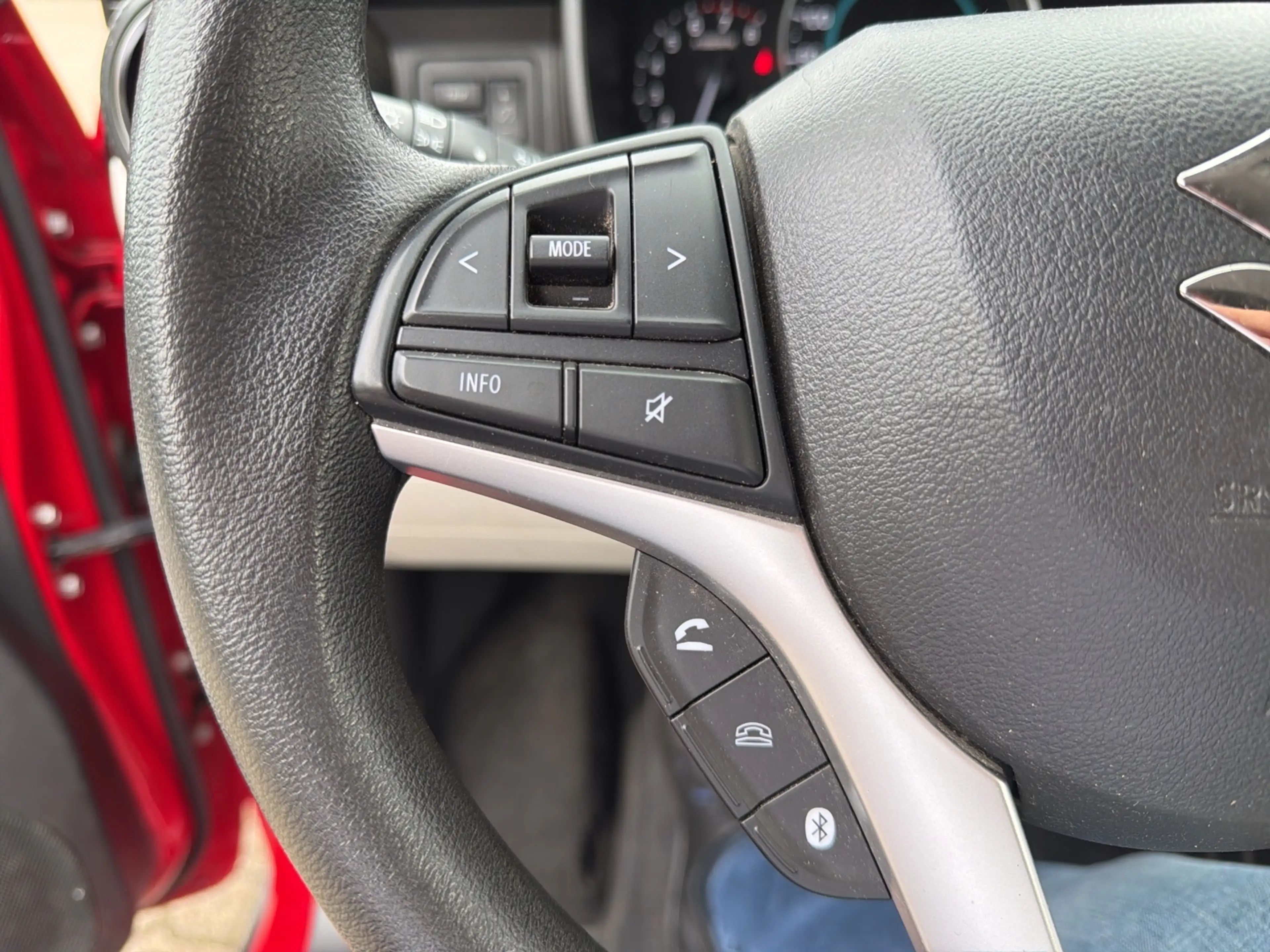 Suzuki Ignis 1.2 90PS Comfort Allgrip 4x4 — photo 14