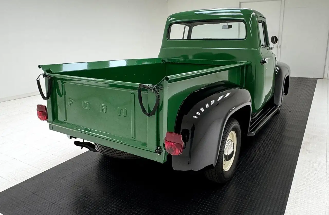 Ford F 100 Pickup, foto 5