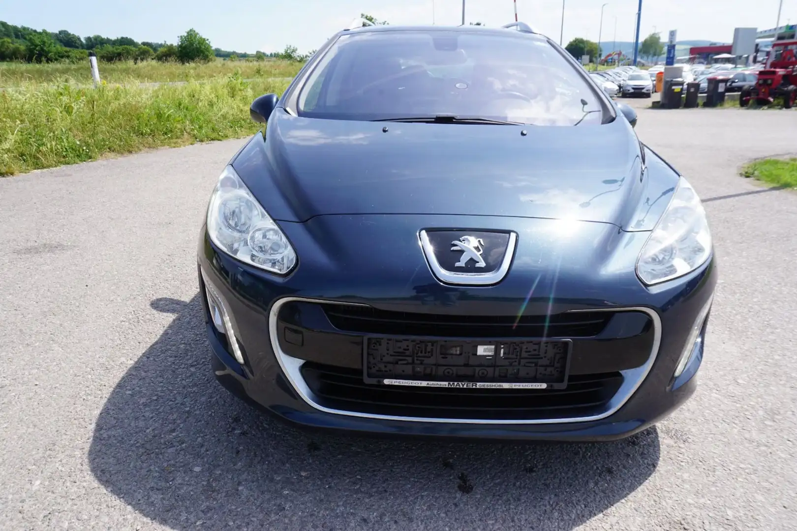 Peugeot 308 SW 1.6 HDi FAP Family Blau - 1