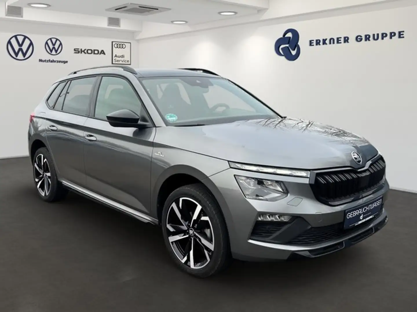 Skoda Kamiq 1.5TSI DSG Monte Carlo MATRIX+PANO+VIRTUAL+++ Grau - 2