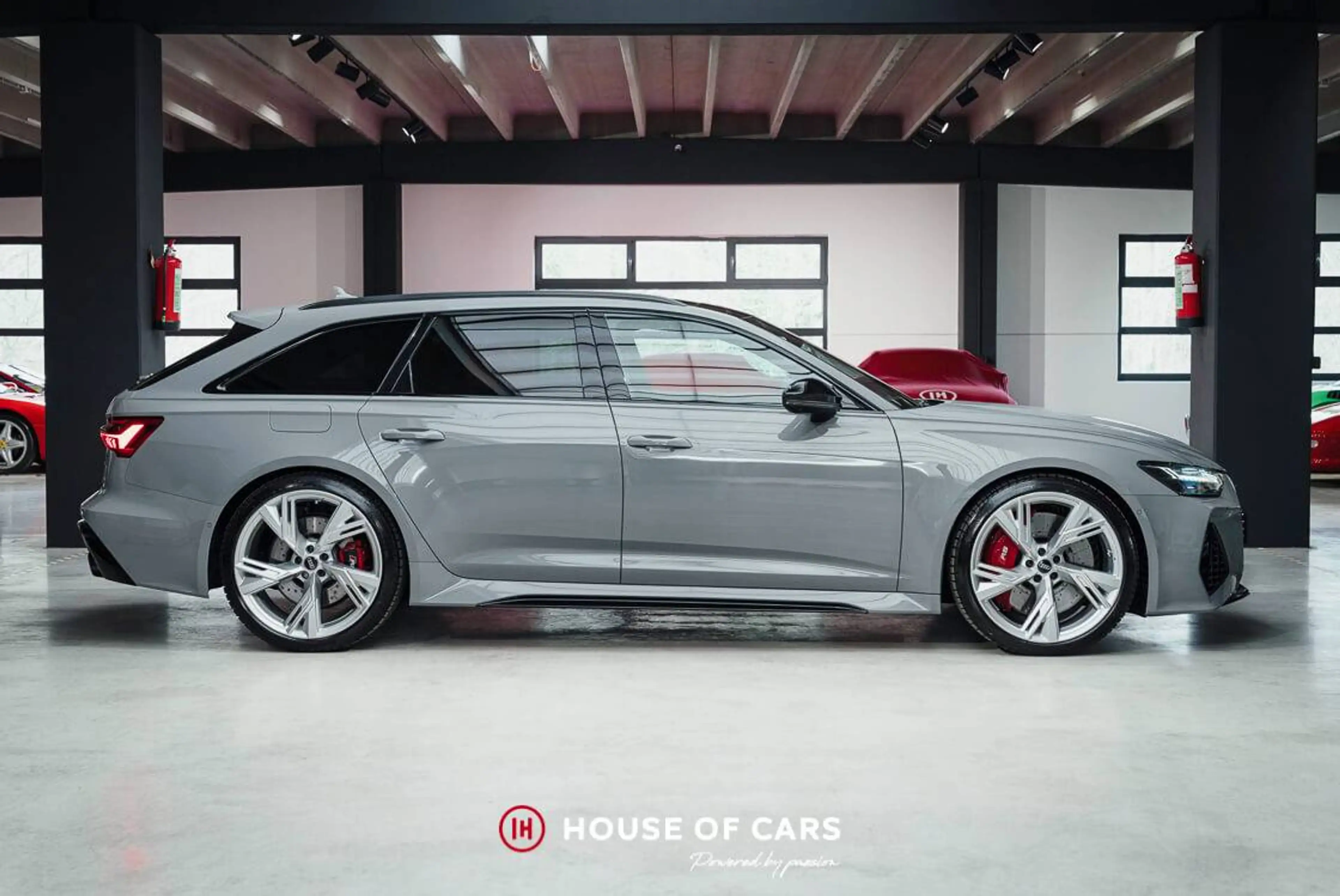 Audi RS6 C8 Avant - Belgian car - Nardo Grey — photo 5