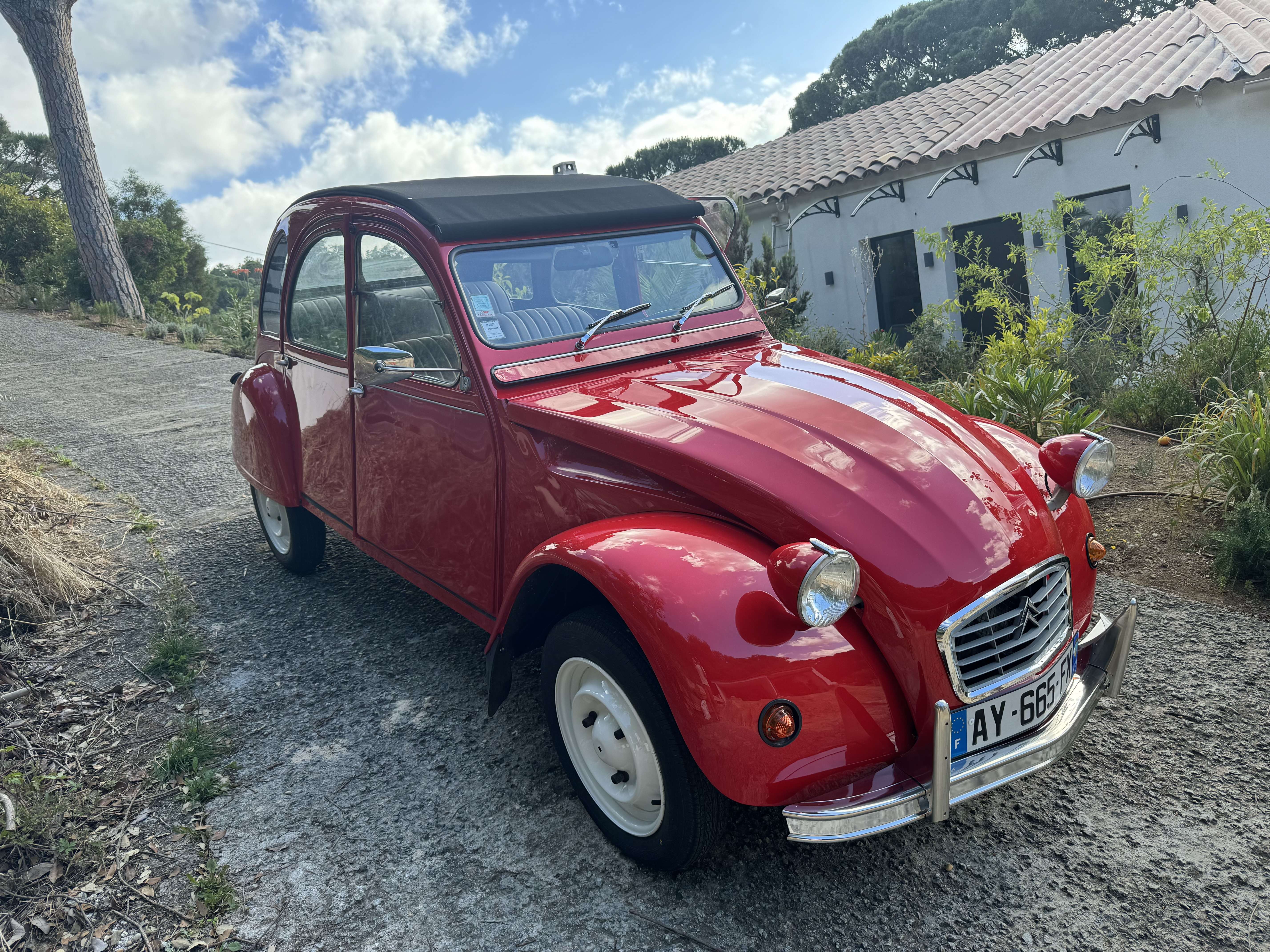 Second hand Citroen 2cv 0.6
