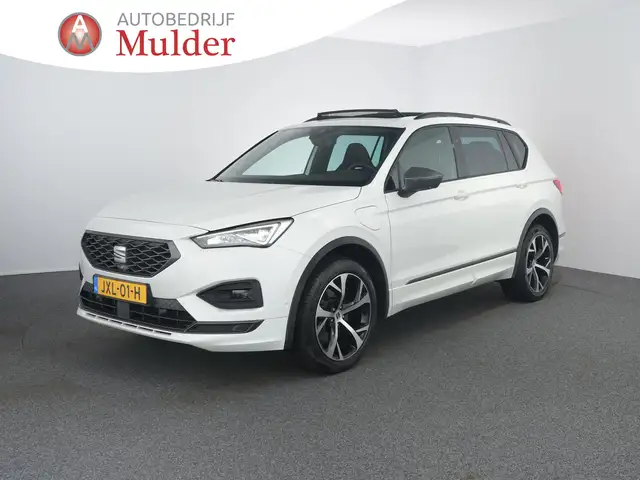 SEAT Tarraco 1.4 TSI e-Hybrid PHEV FR | 245 PK | Pano | Zwenkha