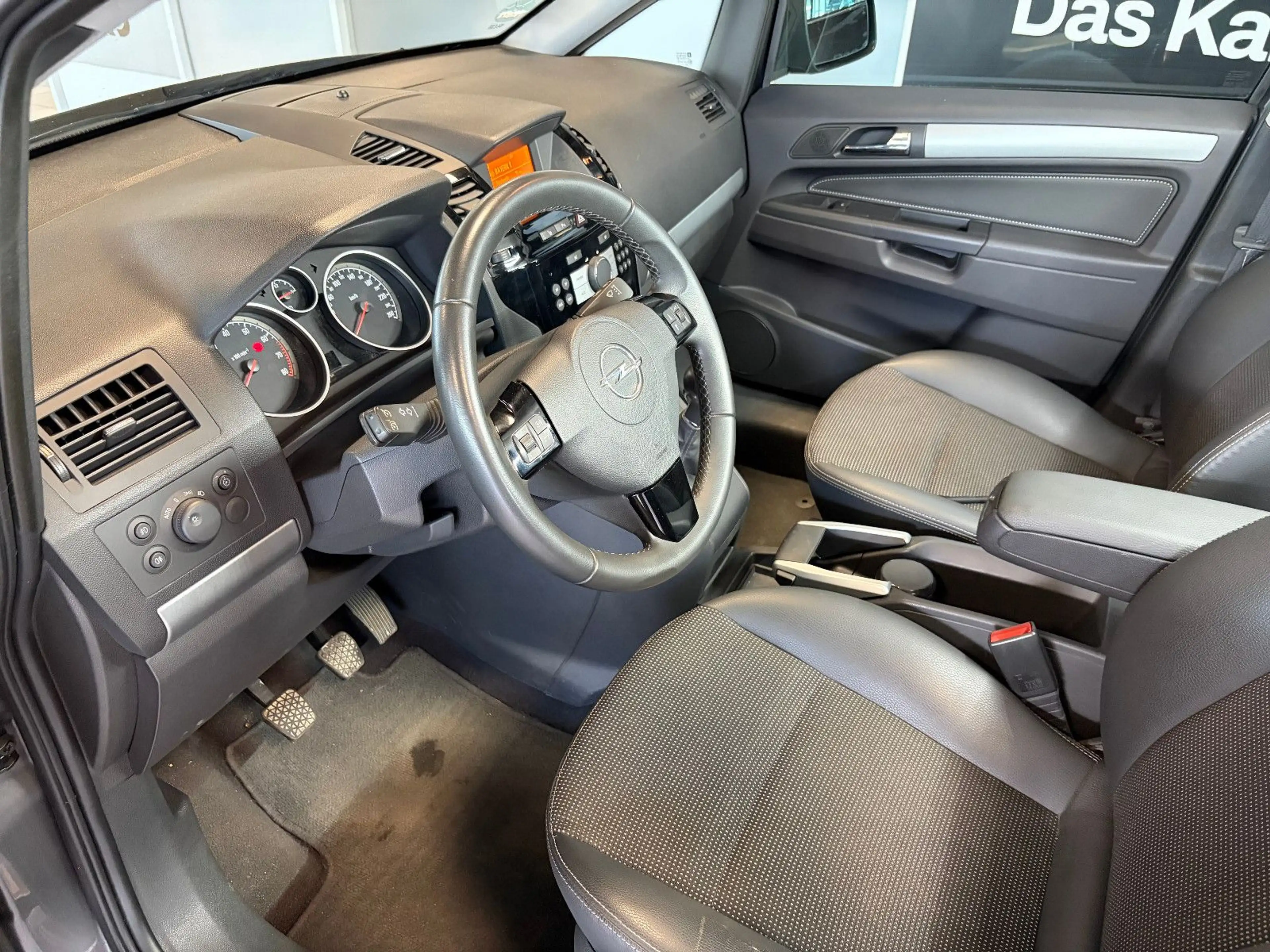 Opel Zafira B 1.8 Innovation "110 Jahre"·7 Sitzer·AHK — photo 15