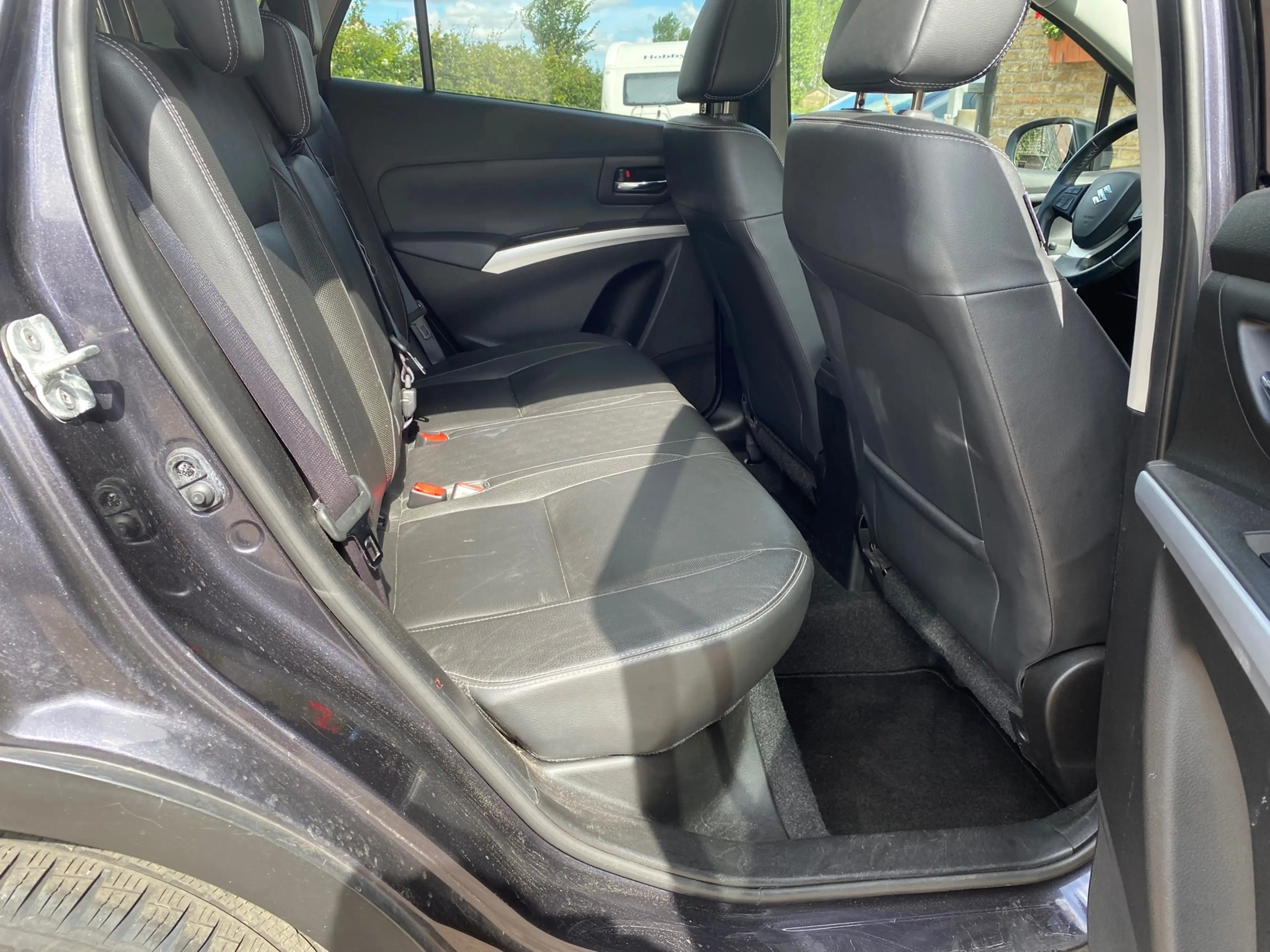 Suzuki SX4 S-Cross 1.6 High Executive — photo 15