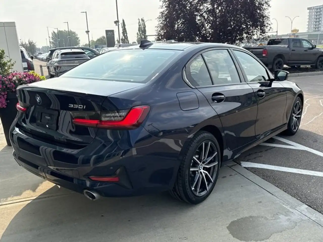 BMW 3 Series photo BMW 3 Series