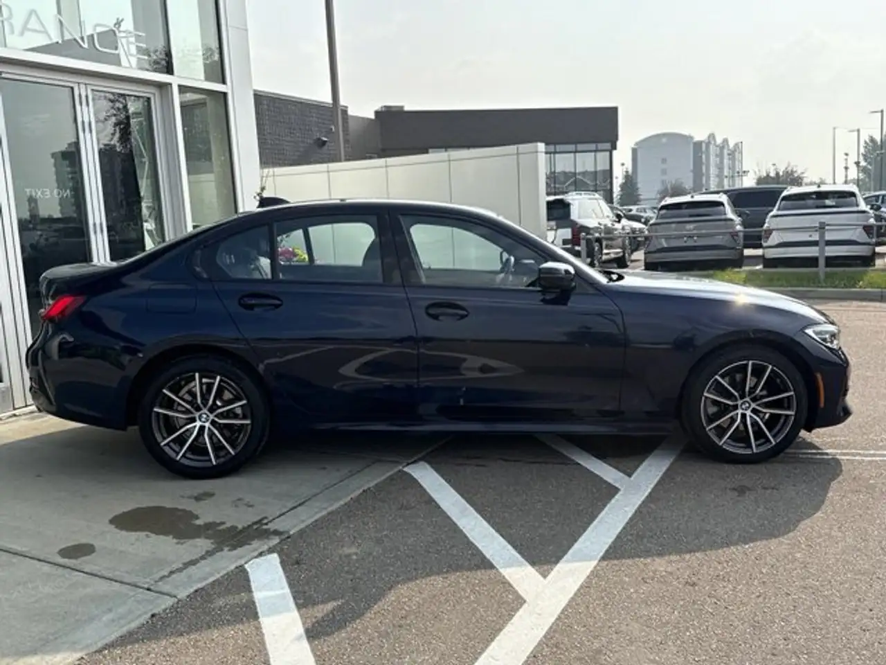 BMW 3 Series photo BMW 3 Series