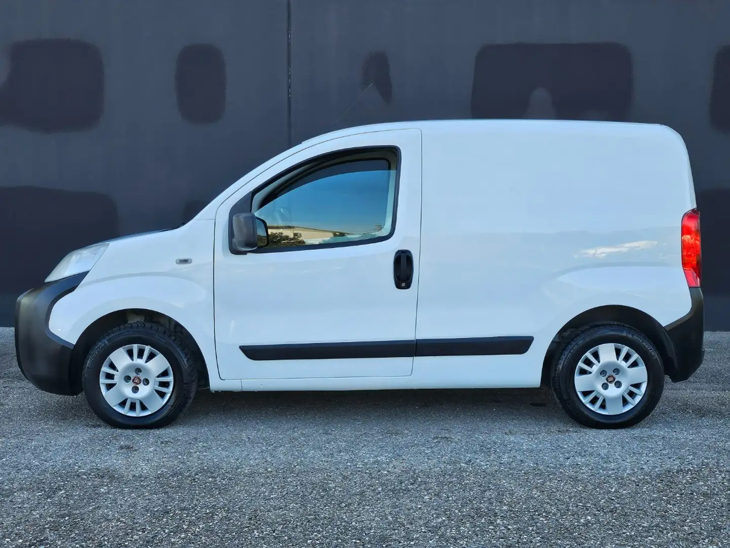Fiat Fiorino 1.3 MJT 75CV SX Allestito Manutenzione iva comp. Bianco - 2