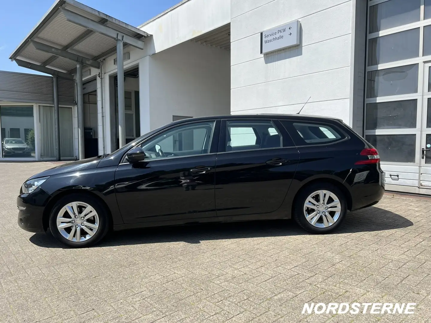 Peugeot 308 308 1.2 e-THP 110 SW Active  Navi/MF-Lenkrad/BC Grijs - 2