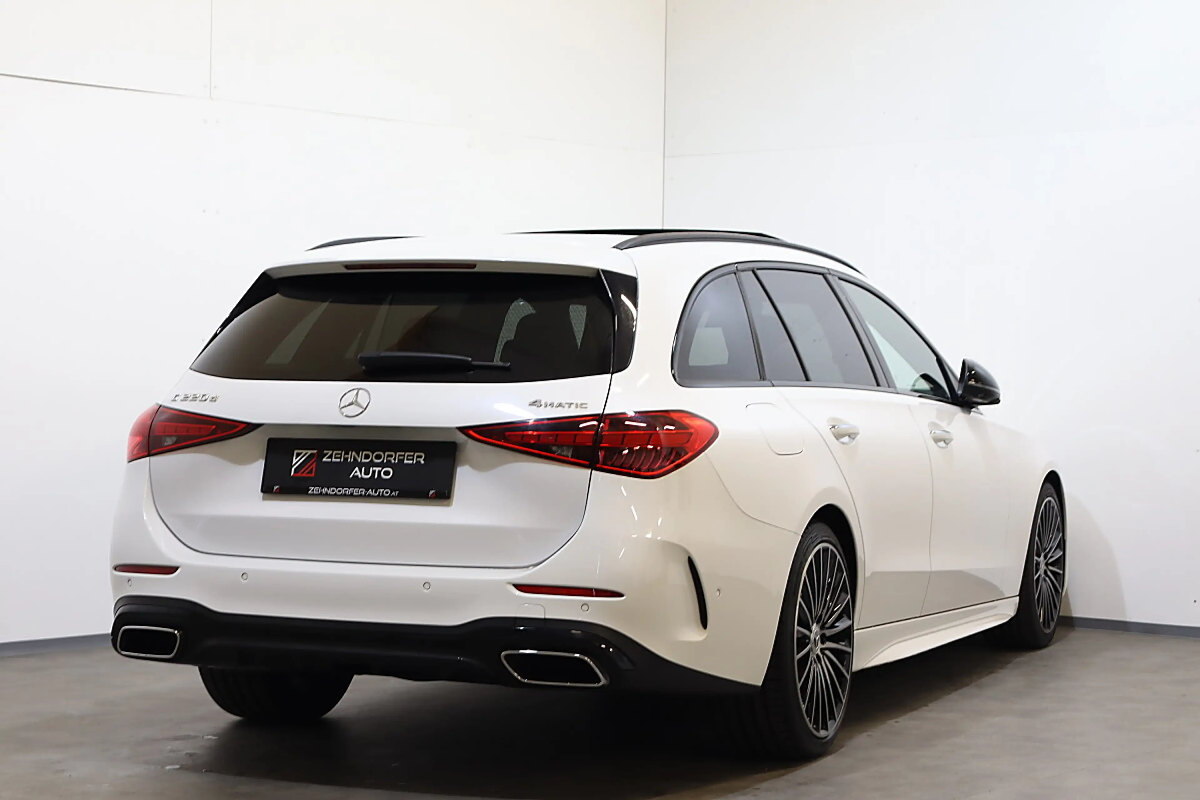 Mercedes-Benz C 220 d AMG | 4Matic|PANO|AHK|360°|Soundsystem — photo 5