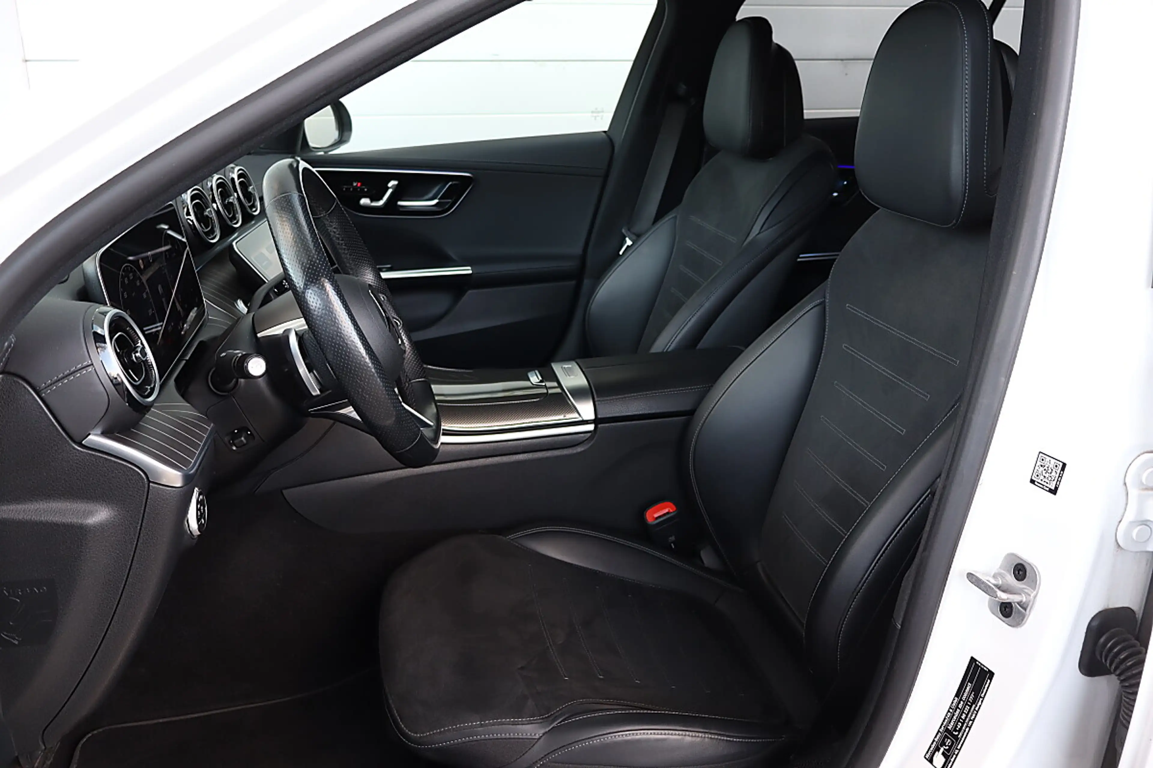 Mercedes-Benz C 220 d AMG | 4Matic|PANO|AHK|360°|Soundsystem — photo 11