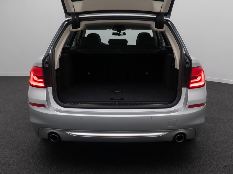 BMW 530 LuxuryLine Panoram 360°HUD HiFi DisplKey — photo 14