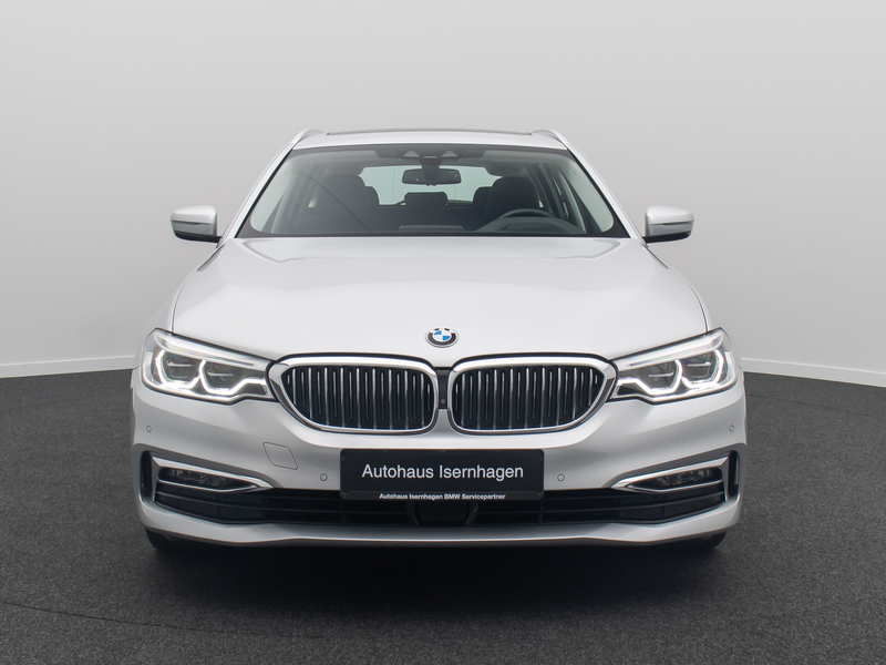 BMW 530 LuxuryLine Panoram 360°HUD HiFi DisplKey — photo 2