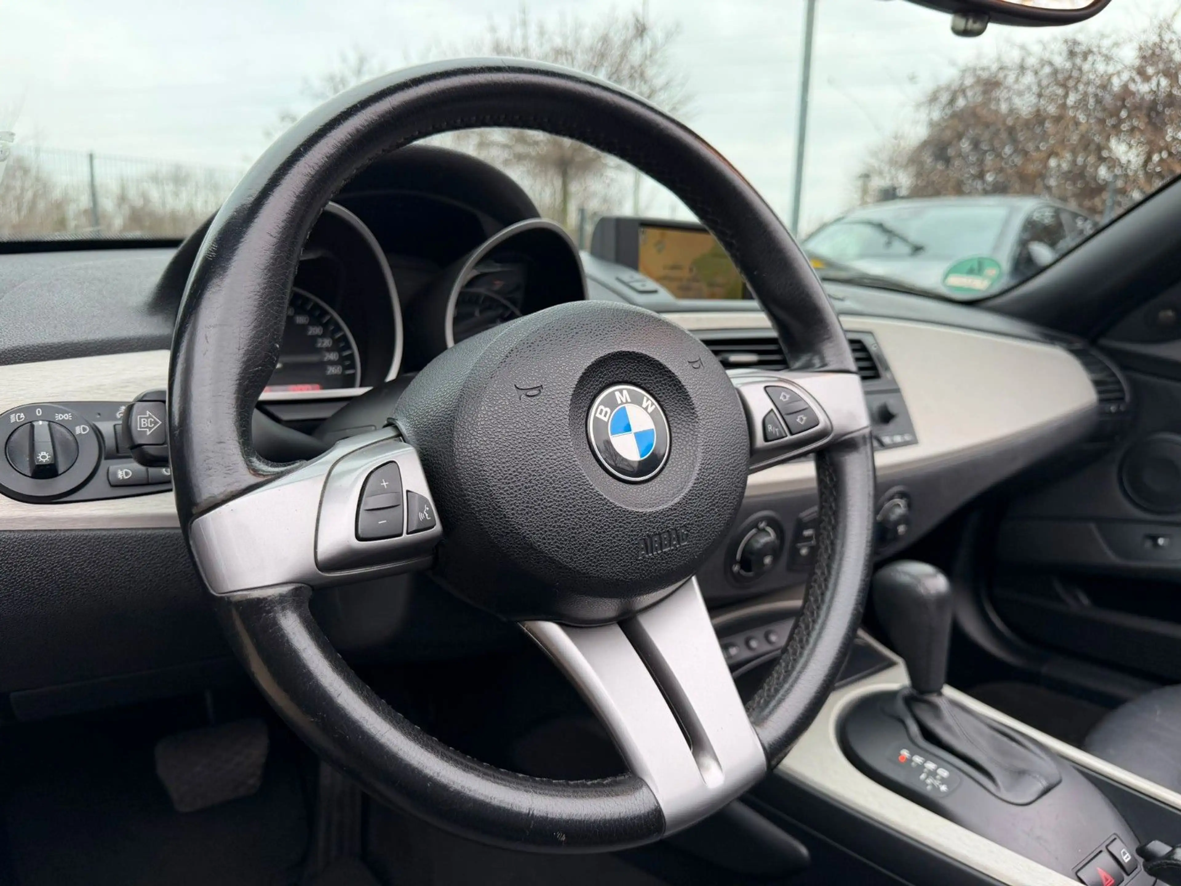 BMW Z4 2.2i Automatik*Navi*SitzHz.*Klima*Leder — photo 9
