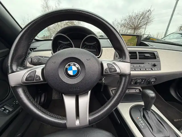 BMW Z4 view 11