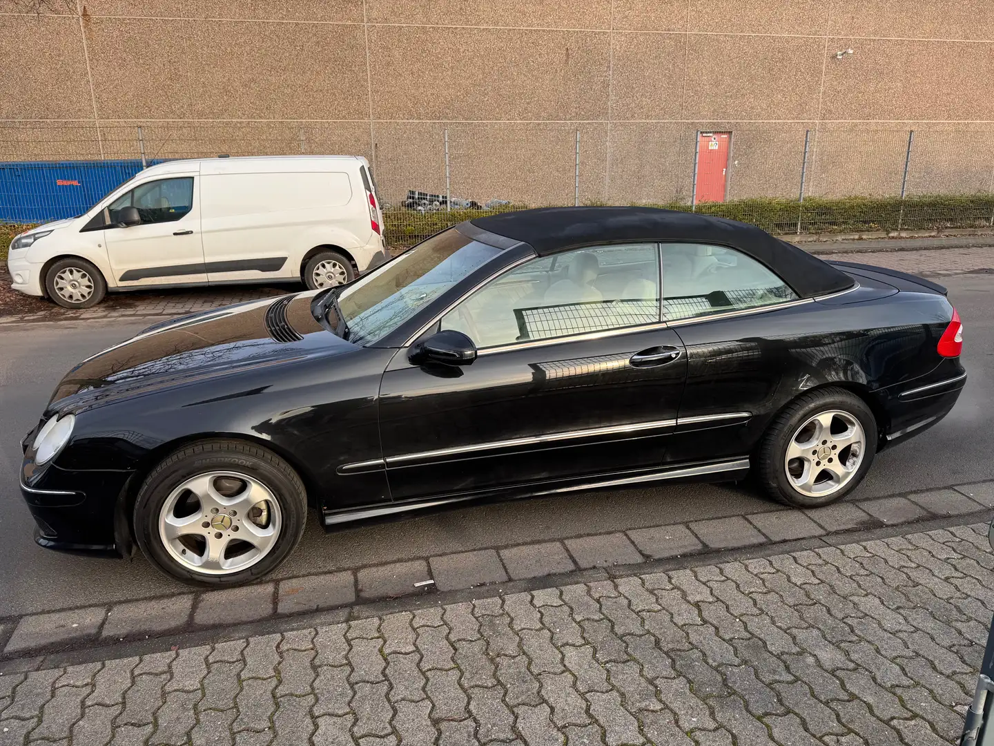 Mercedes-Benz CLK 200 CLK 200 Kompressor (209.442) Schwarz - 1