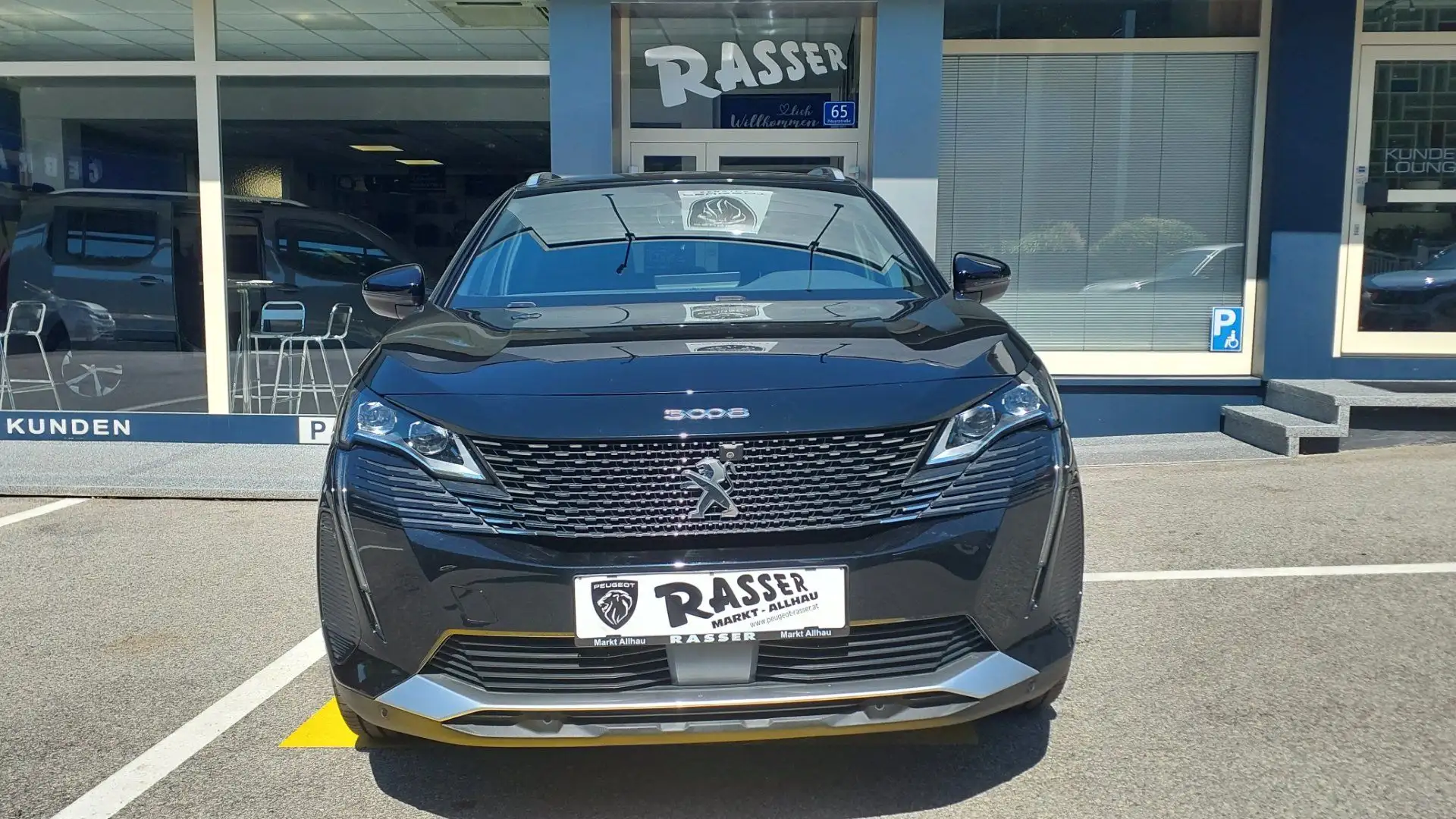 Peugeot 3008 Hybrid GT Pack 225 Schwarz - 1