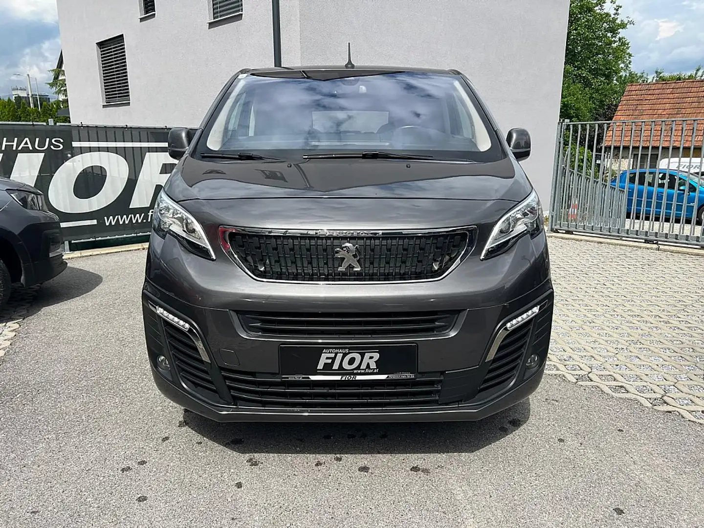 Peugeot Traveller Active L2 BlueHDI 180 S&S EAT8 (G2575) Marrón - 2