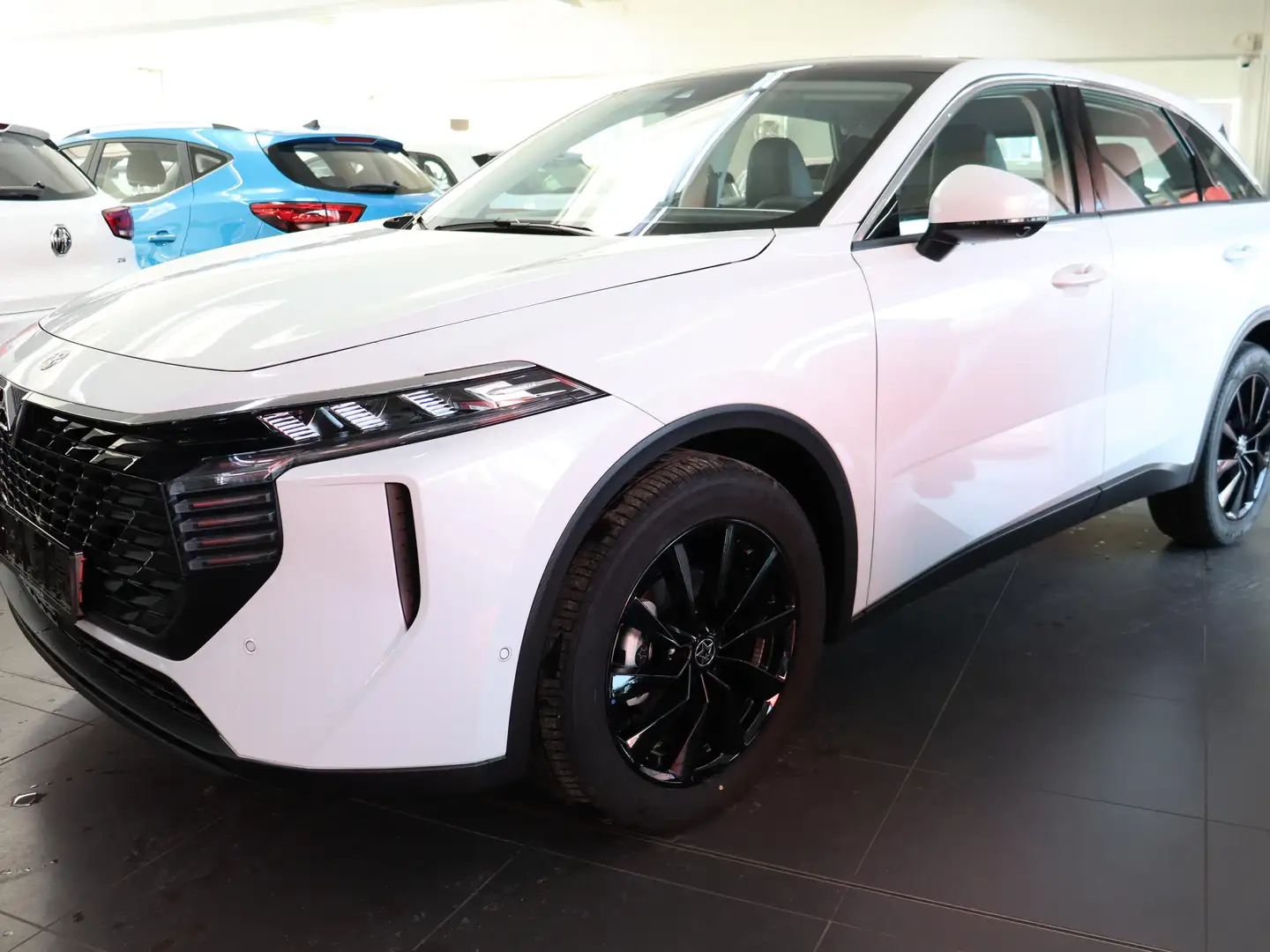 Dongfeng Sonstige Venucia V-Online Pano El. Heckkl.SOFORT Weiß - 1