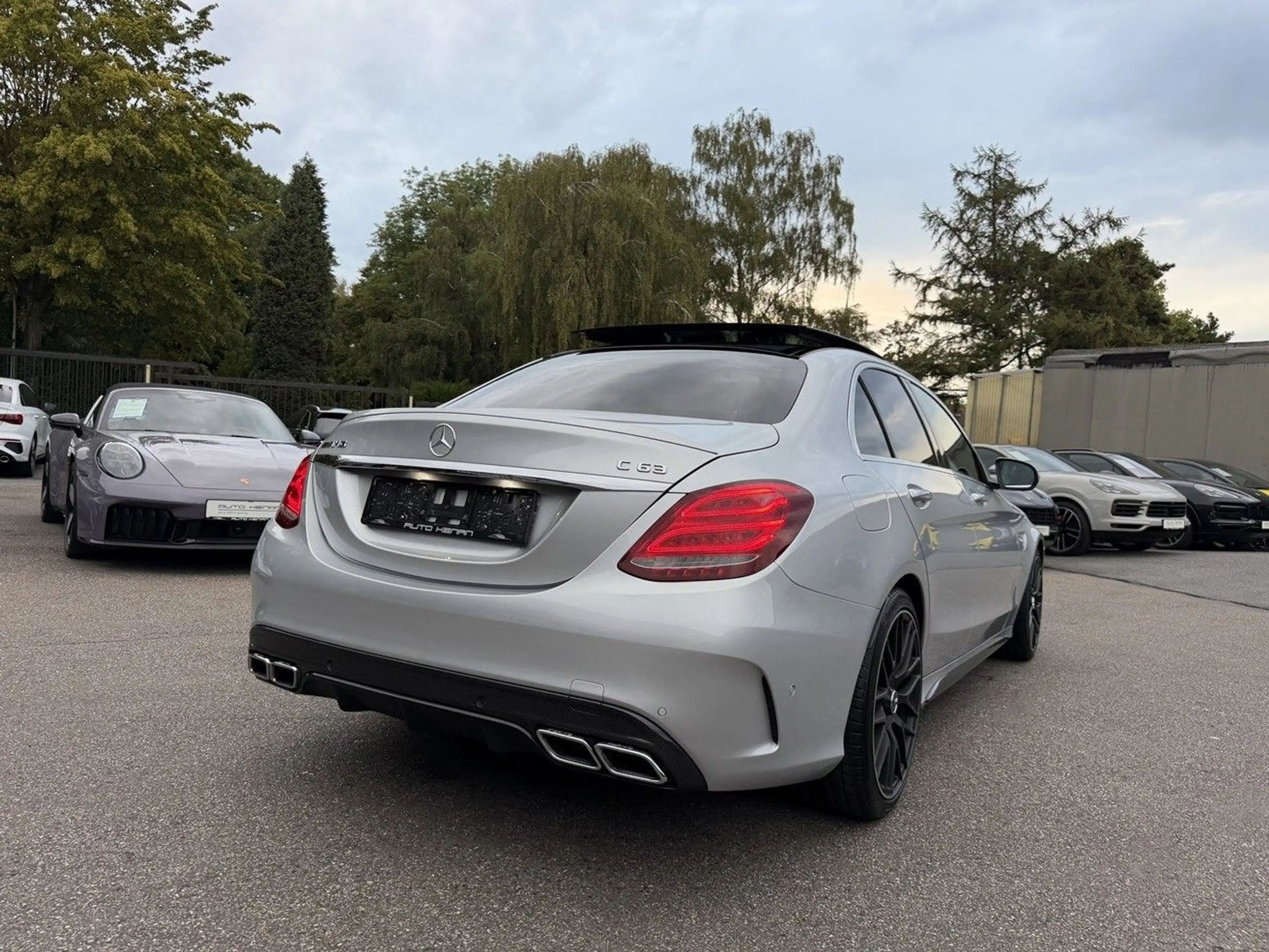 Mercedes-Benz C 63 AMG *DRIVERS/PERF.AGA/CARBON/DTR+/PANO/HUD* — photo 6