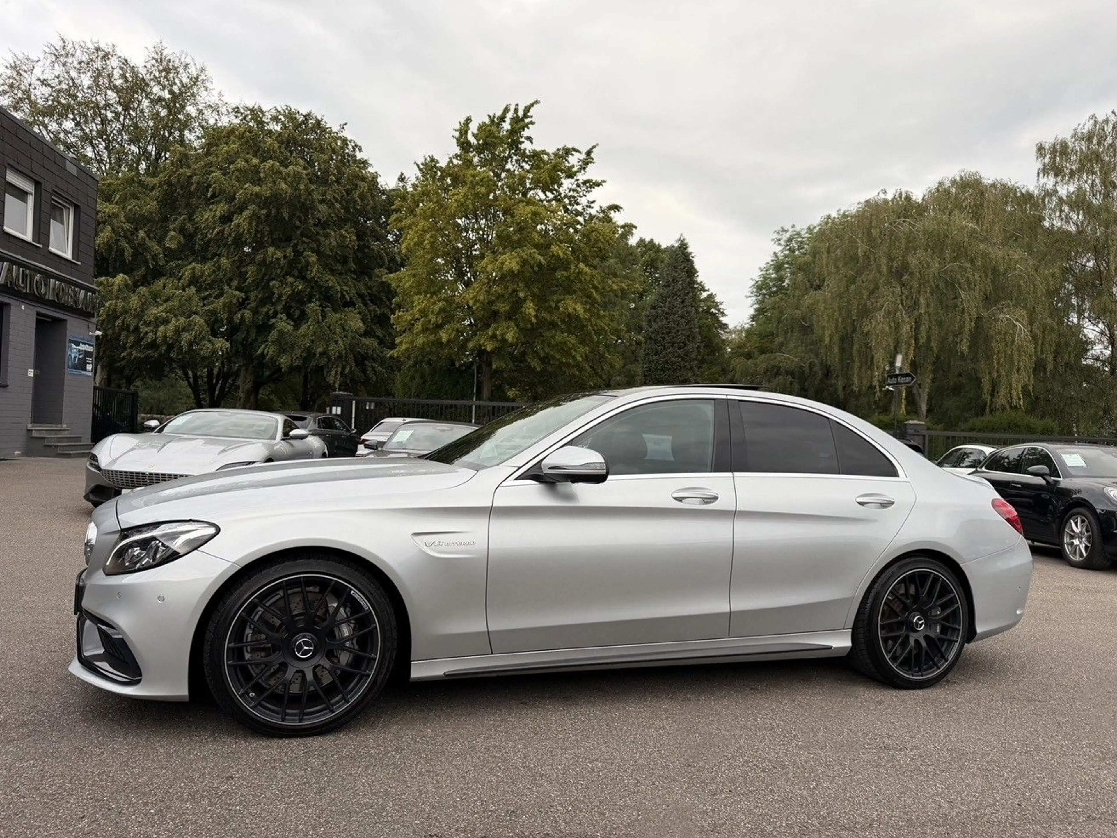 Mercedes-Benz C 63 AMG *DRIVERS/PERF.AGA/CARBON/DTR+/PANO/HUD* — photo 10