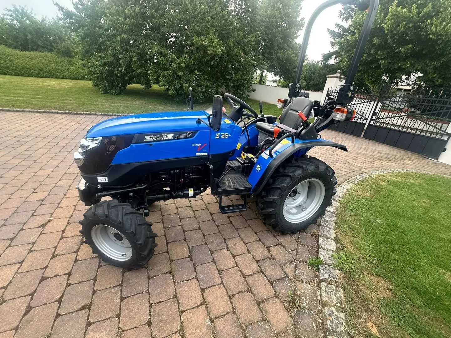 Autres New Holland/Iseki/Kubota/Solis S26+ Traktor Bleu - 2