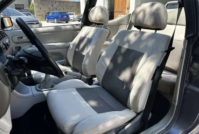 Volkswagen Golf view 13