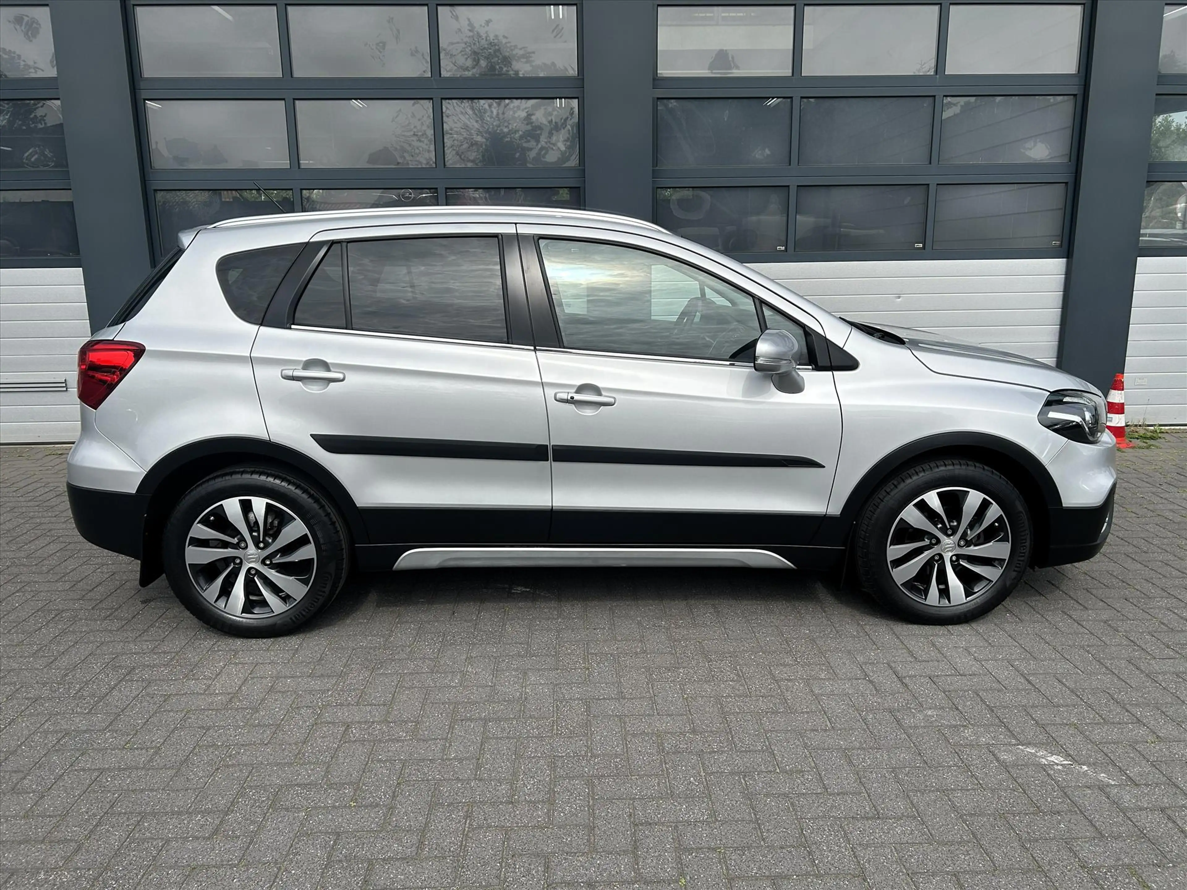 Suzuki SX4 S-Cross 1.4 Boosterjet 140pk, Carplay, Stoelverwarming. — photo 10