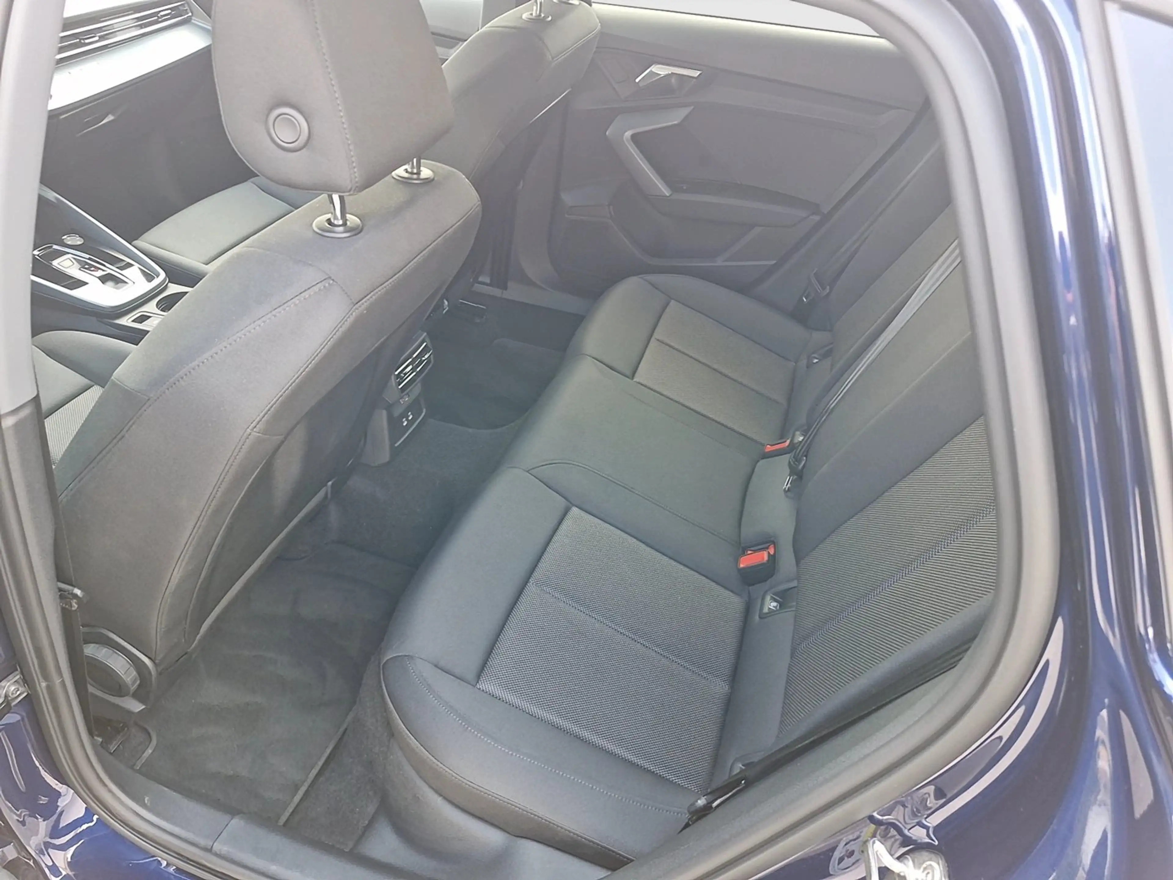 Audi A3 30 TFSI — photo 12