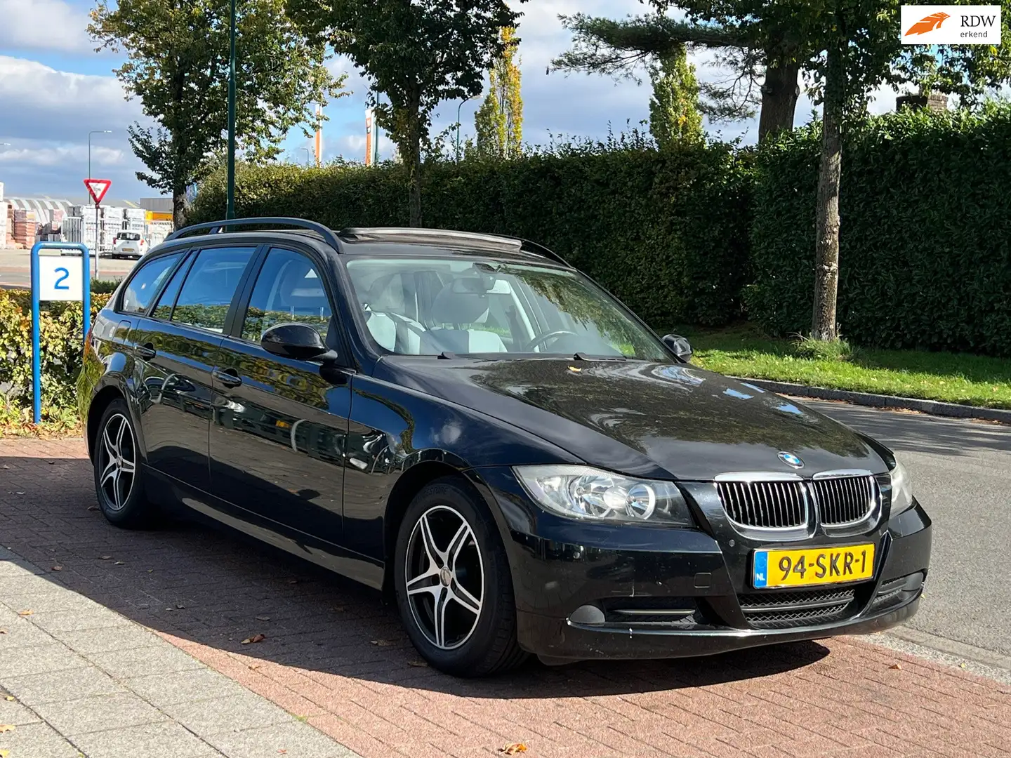 BMW 318 3-serie Touring 318i Business Line ** PANO-SCHUIFD Nero - 1