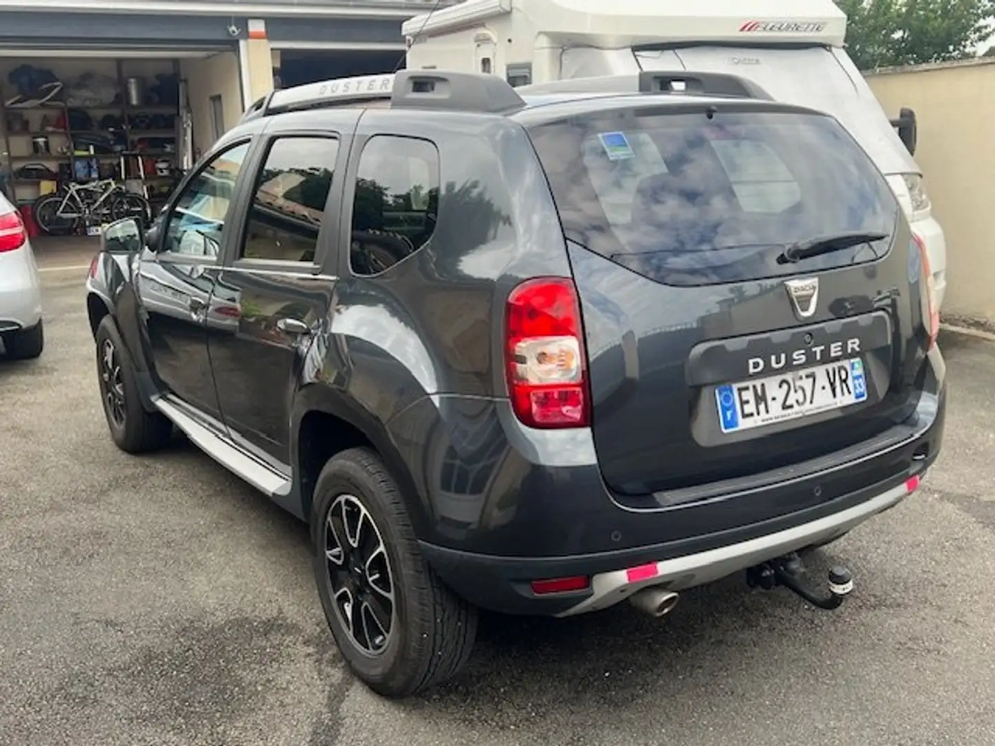 Dacia Duster Duster dCi 110 4x2 Black Touch 2017 Gris - 2
