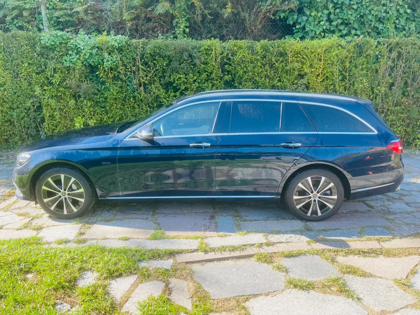 Mercedes-Benz E 300 E Estate 300 de Azul - 2