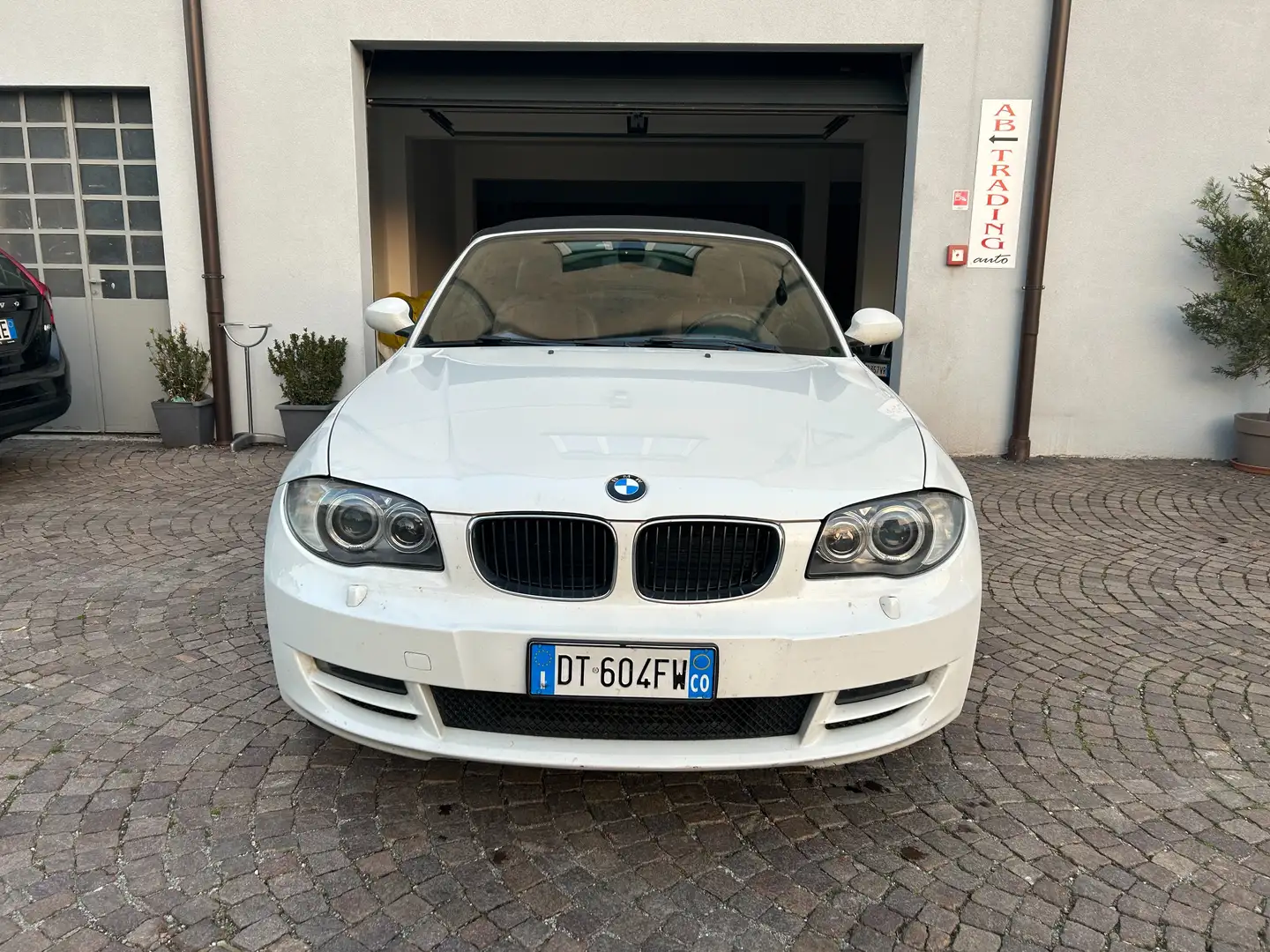BMW 120 120d Cabrio Fu Weiß - 2