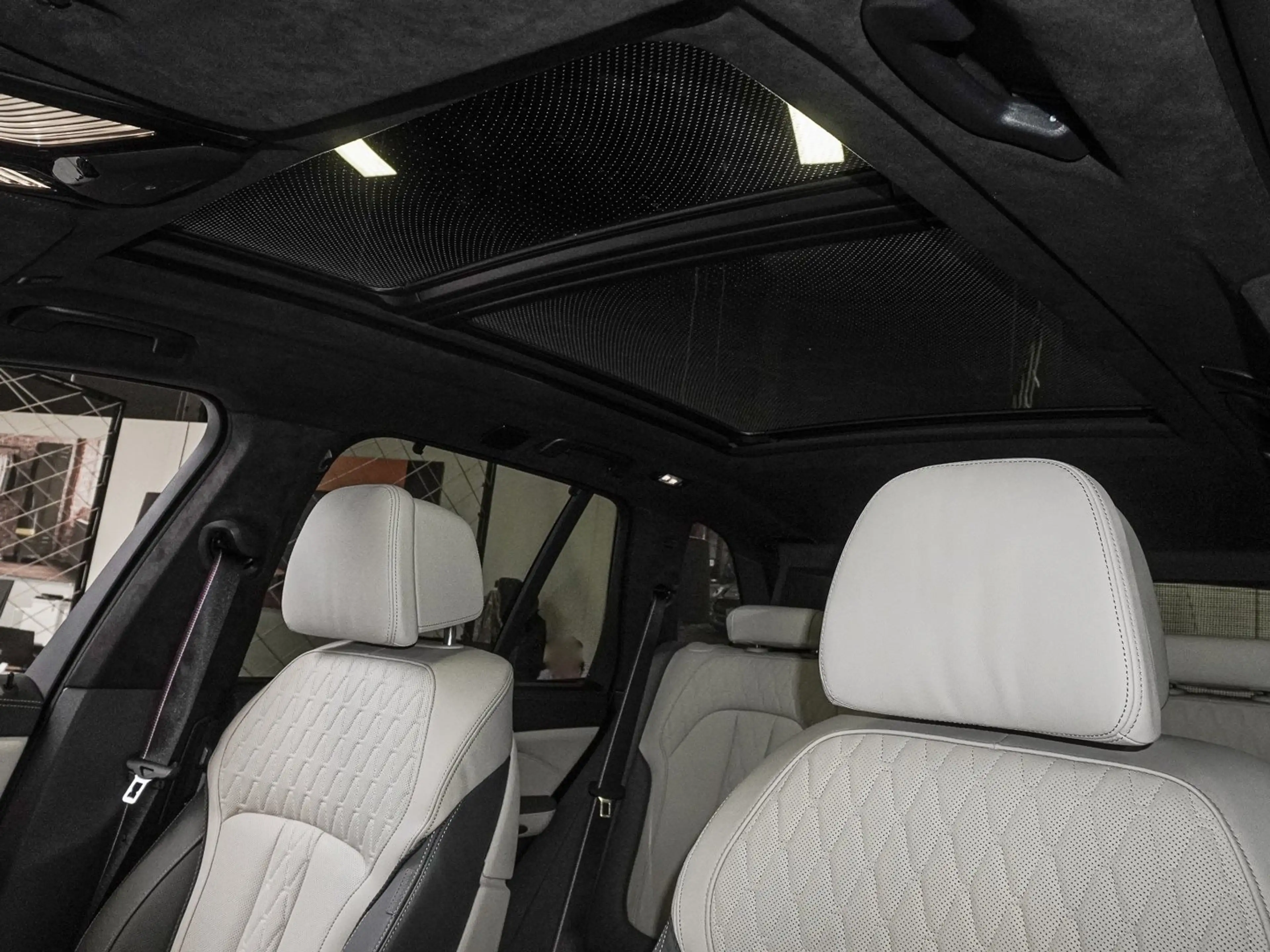 BMW X5 M60i xDrive AHK, Soft-Close, Massage, Pano, Harman — photo 6