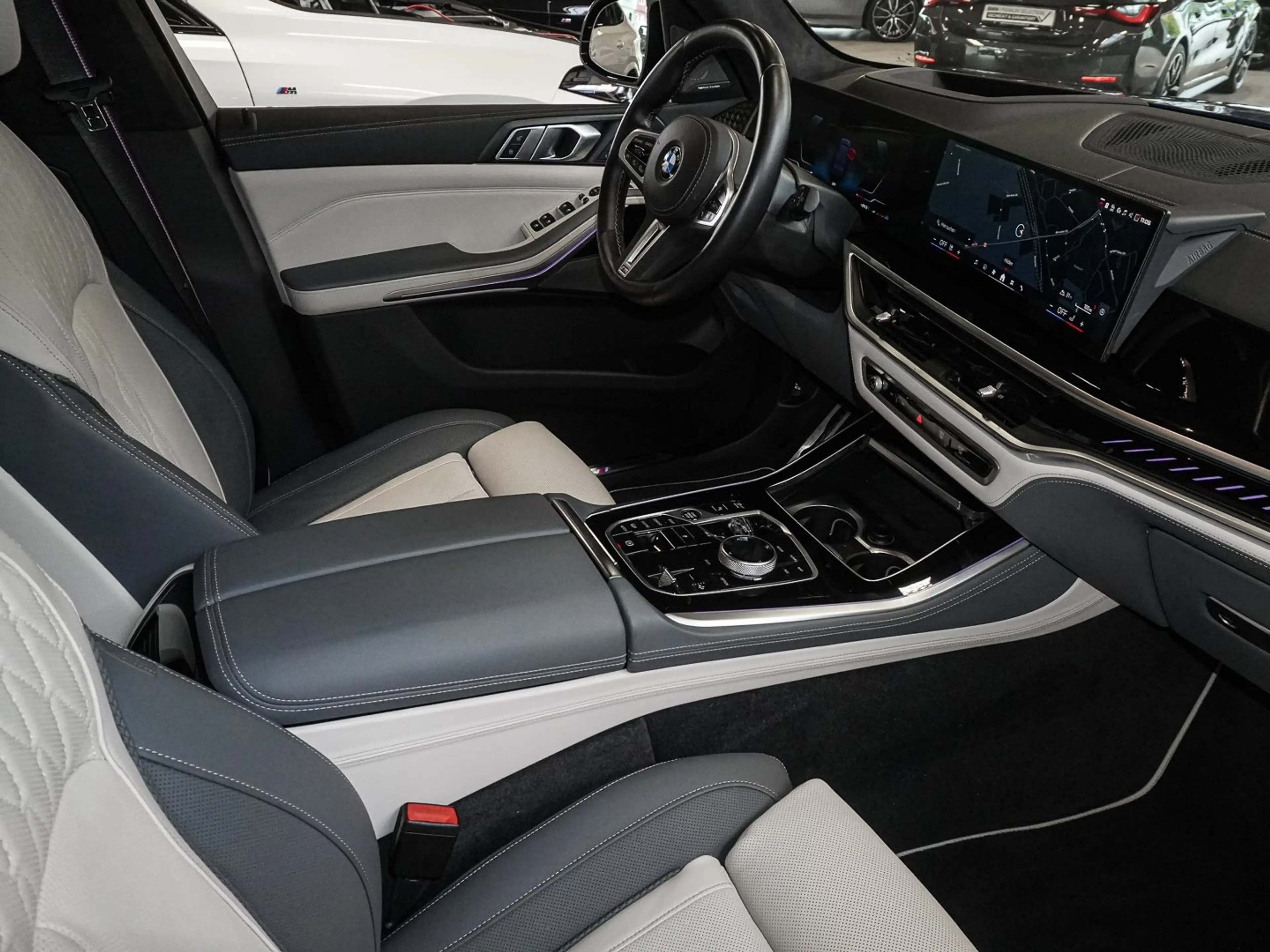 BMW X5 M60i xDrive AHK, Soft-Close, Massage, Pano, Harman — photo 7