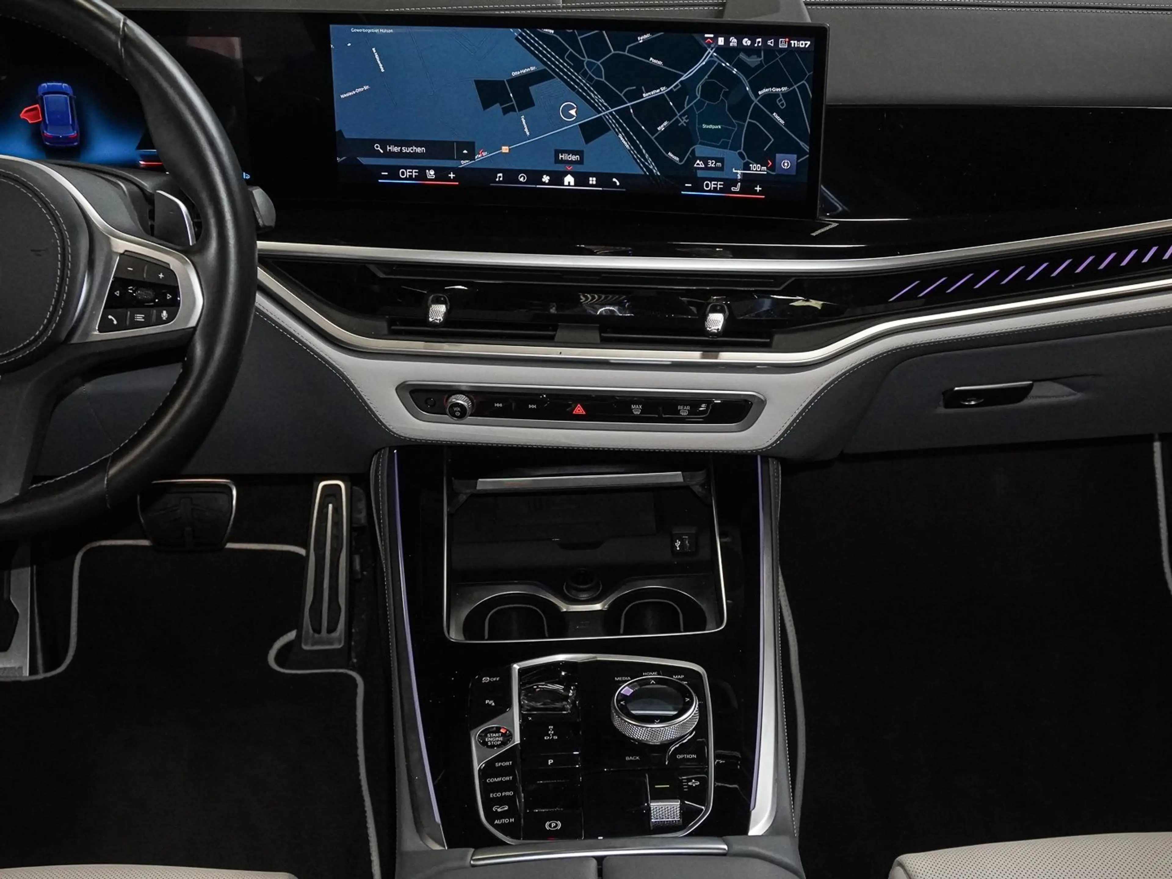 BMW X5 M60i xDrive AHK, Soft-Close, Massage, Pano, Harman — photo 11