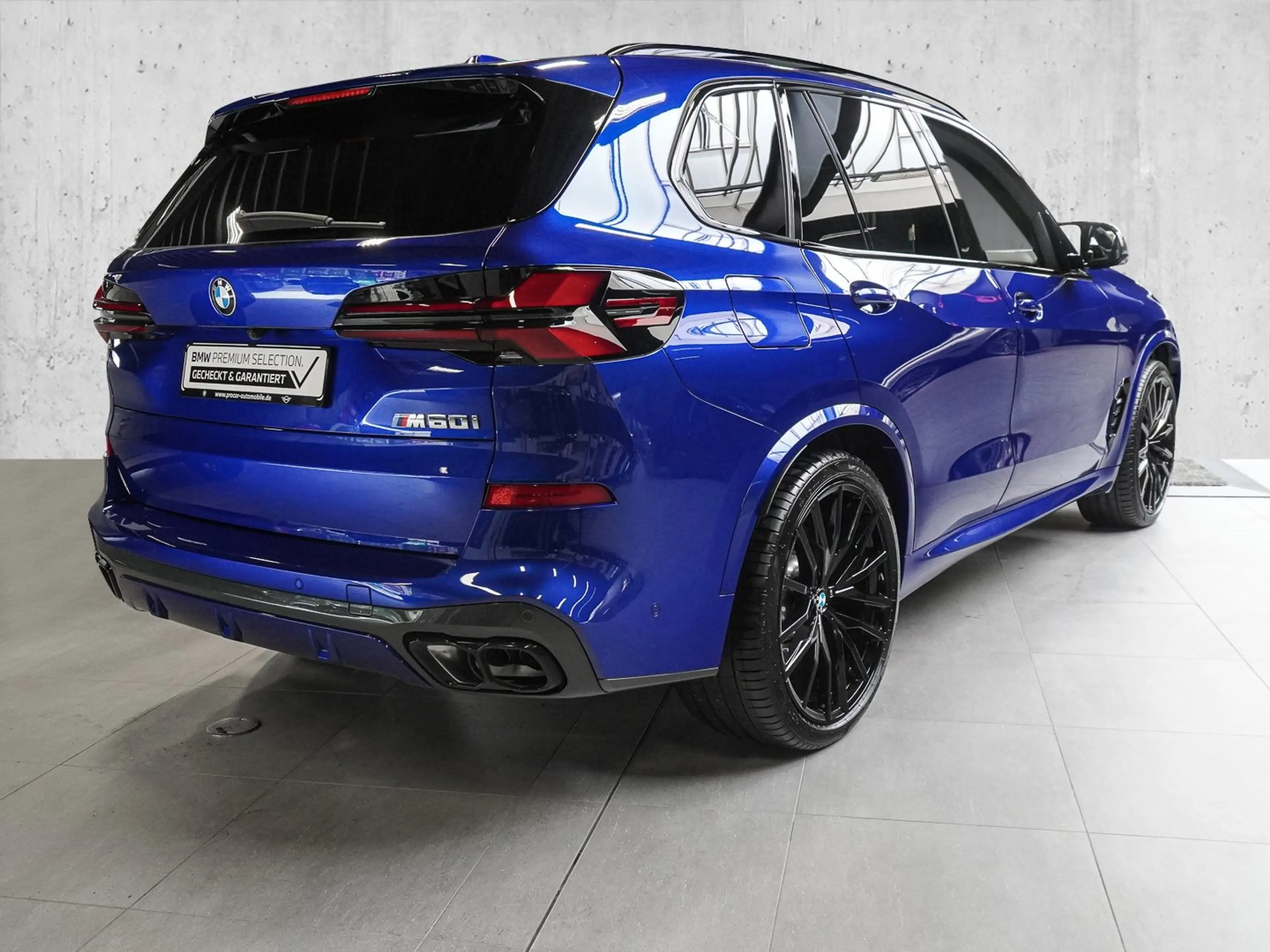 BMW X5 M60i xDrive AHK, Soft-Close, Massage, Pano, Harman — photo 2