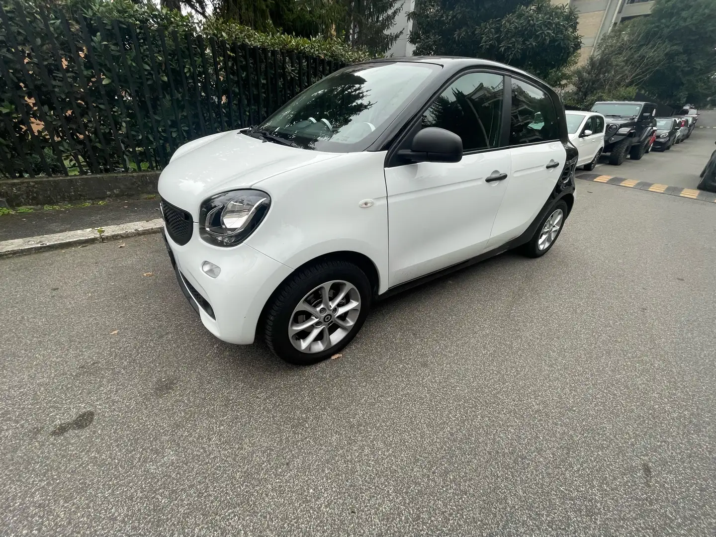 smart forFour 1.0 Youngster 71cv twinamic my18 Bianco - 1