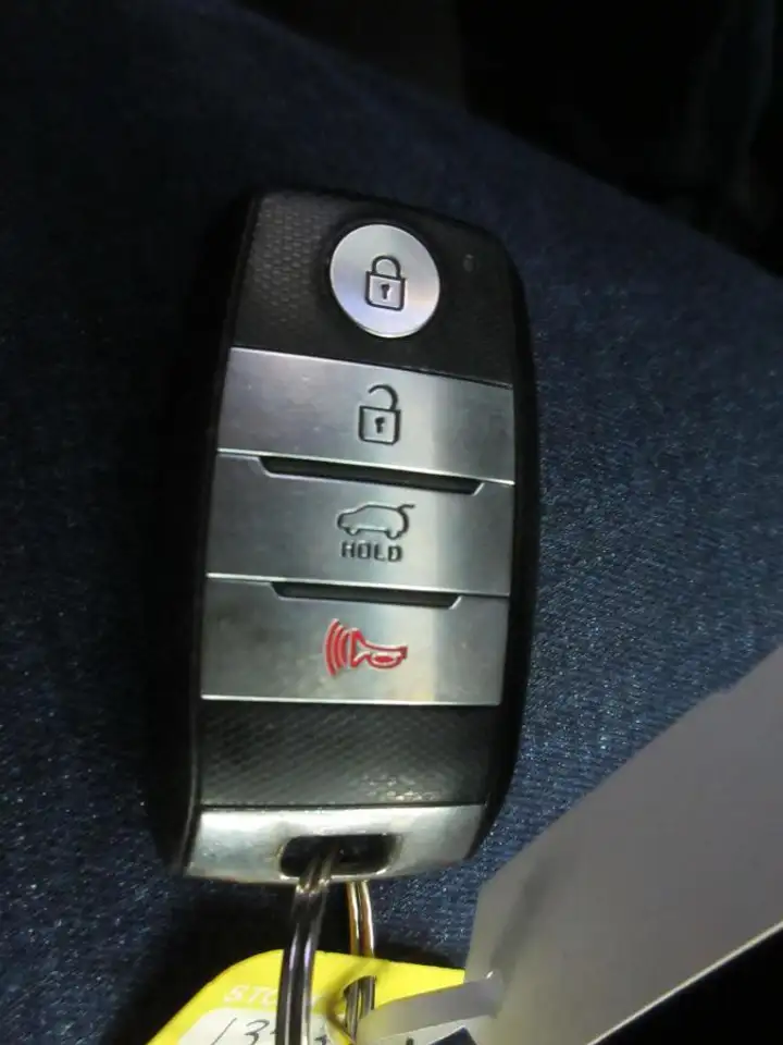 Kia Sorento снимка Kia Sorento