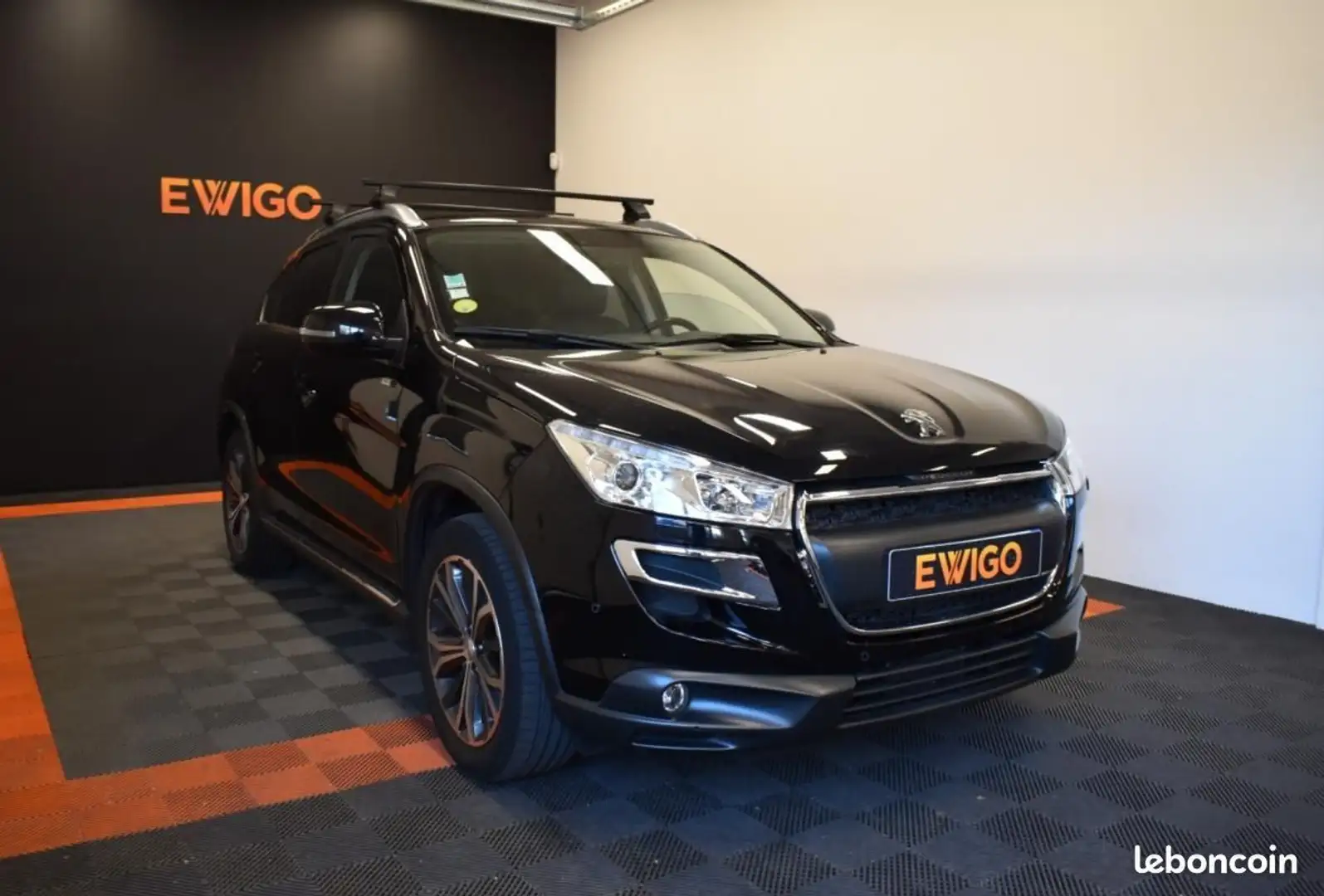 Peugeot 4008 1.6 HDI 115ch STYLE 4X4 START-STOP KM CERTIFIEE SU Negru - 1