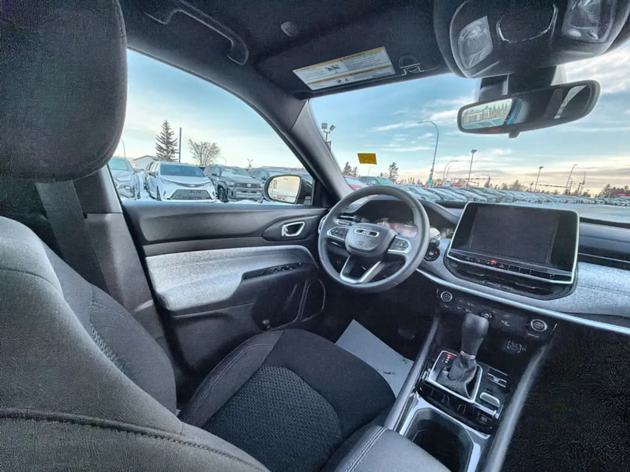 Jeep Compass снимка Jeep Compass