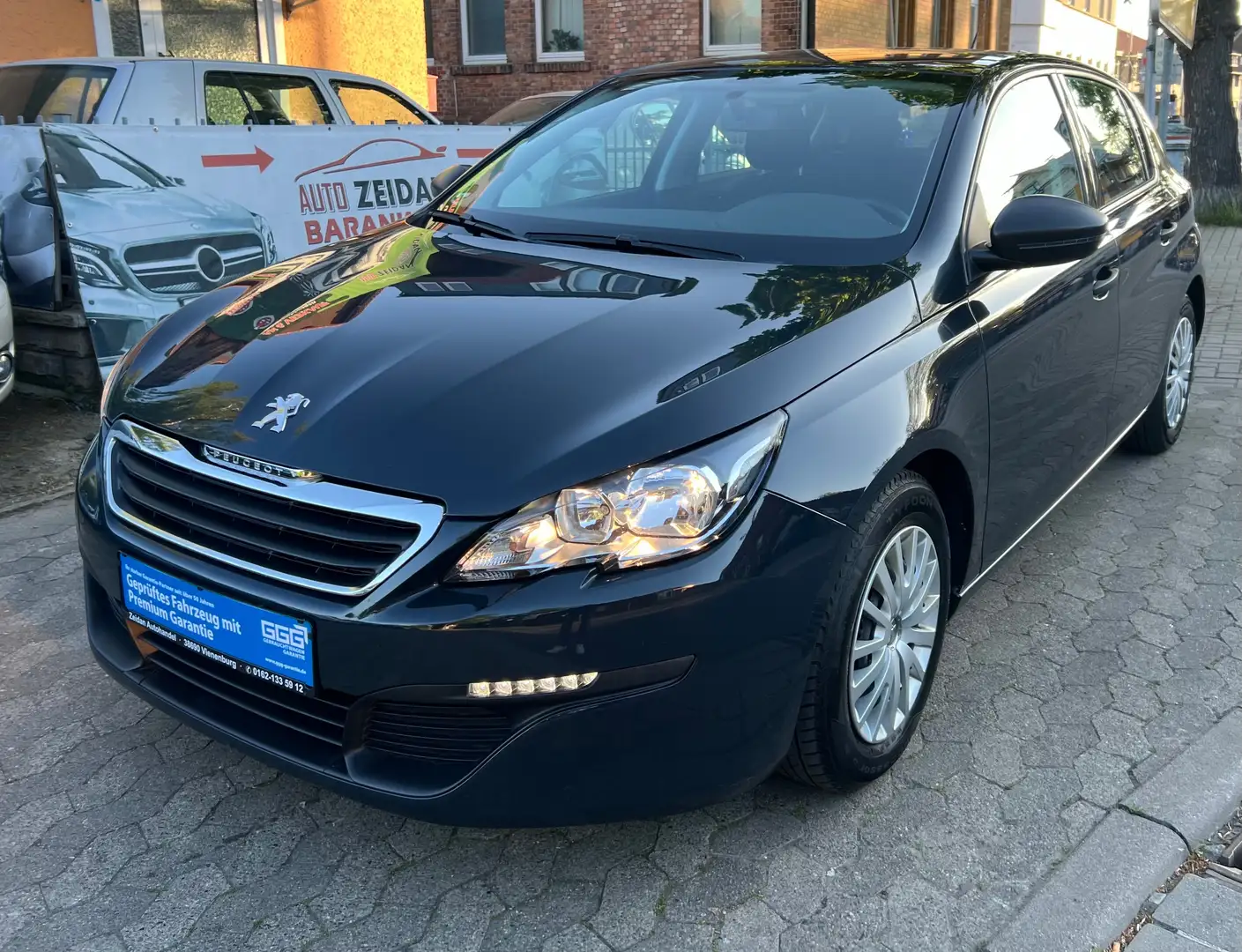 Peugeot 308 PureTech 82 Access Gris - 2