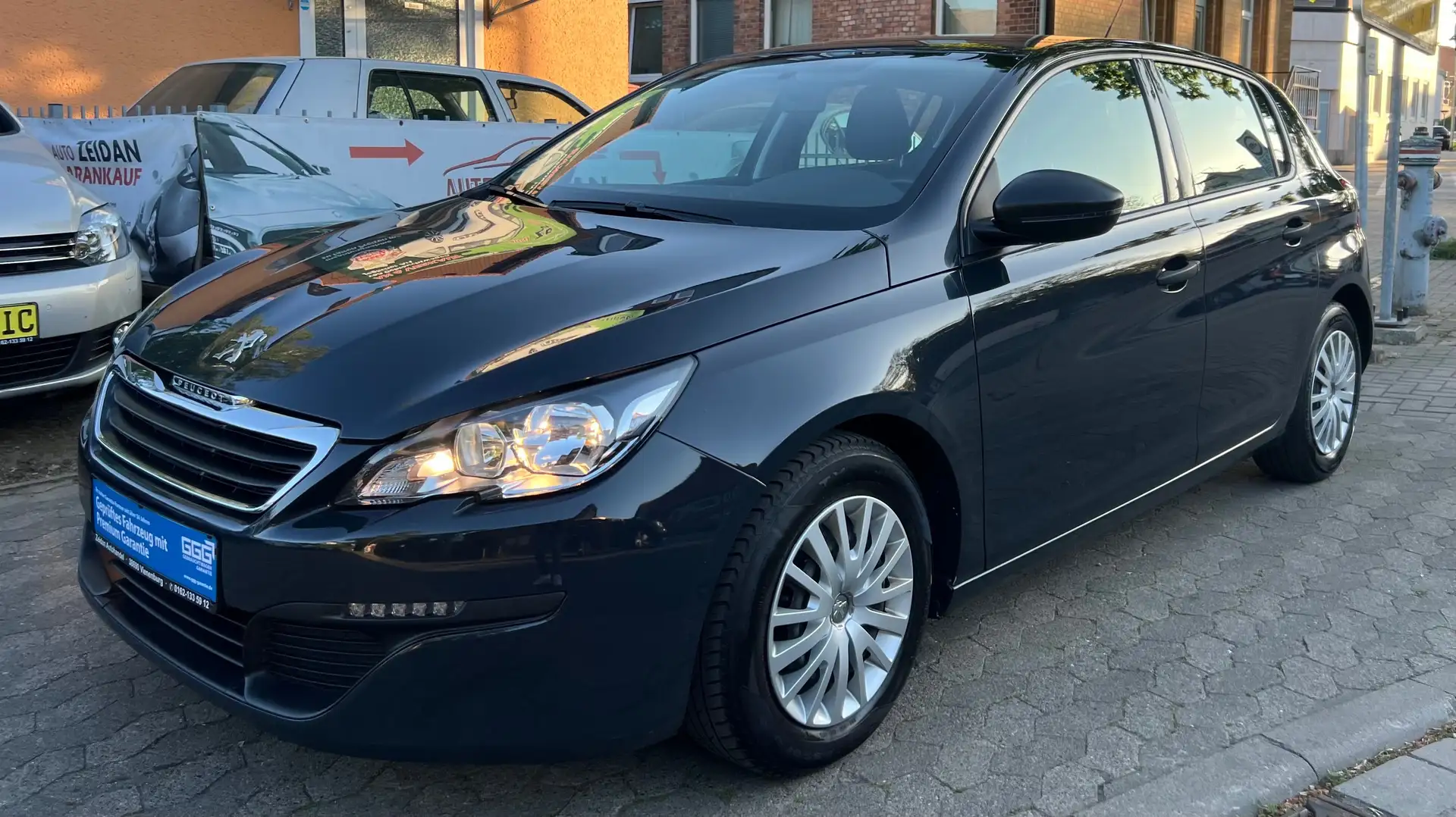 Peugeot 308 PureTech 82 Access Gris - 1